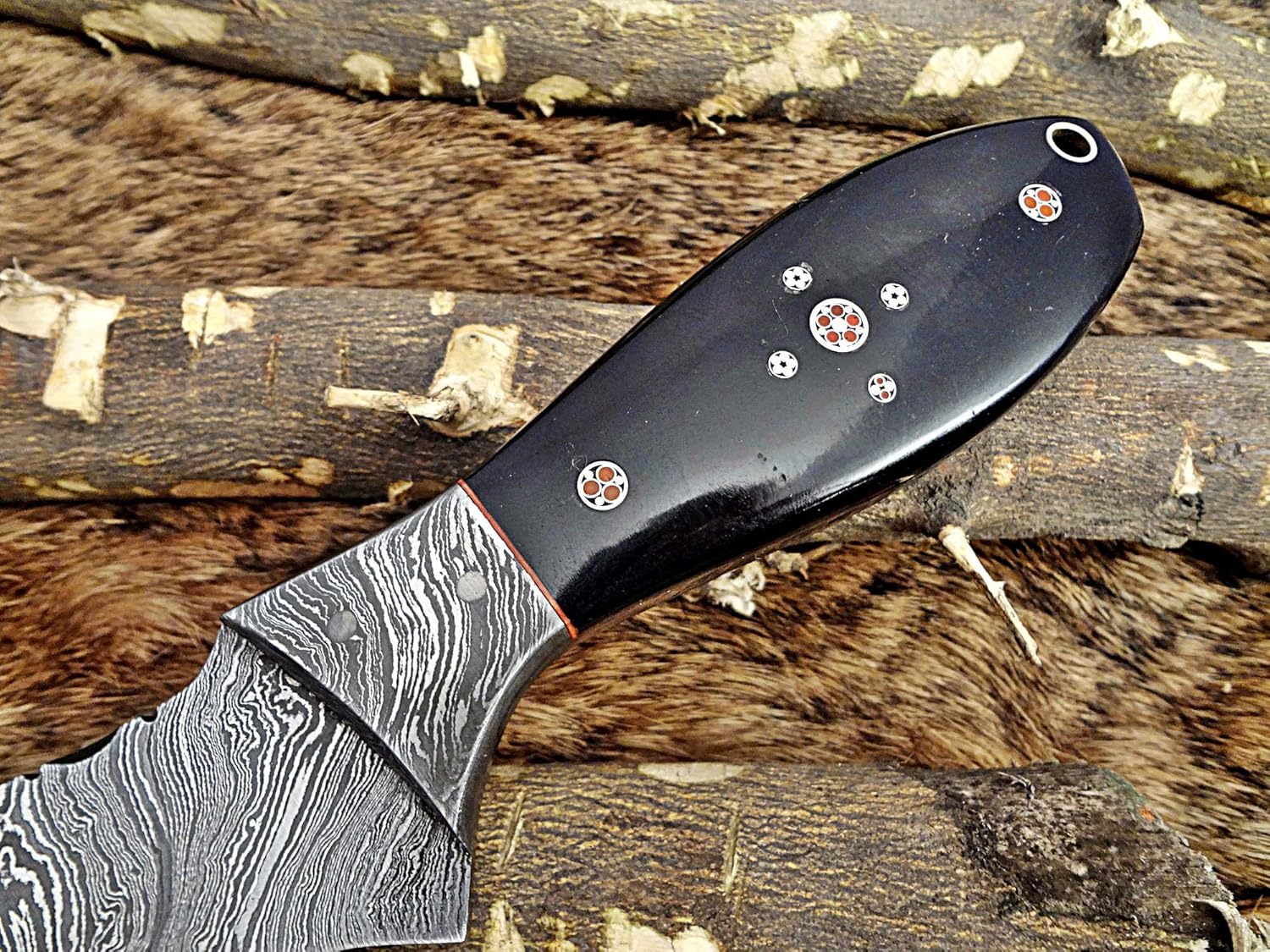 9" Long hand forged Damascus steel full tang skinning Knife with gut hook, Natural Bull horn with Brass Bolster, Cow hide Leather sheath