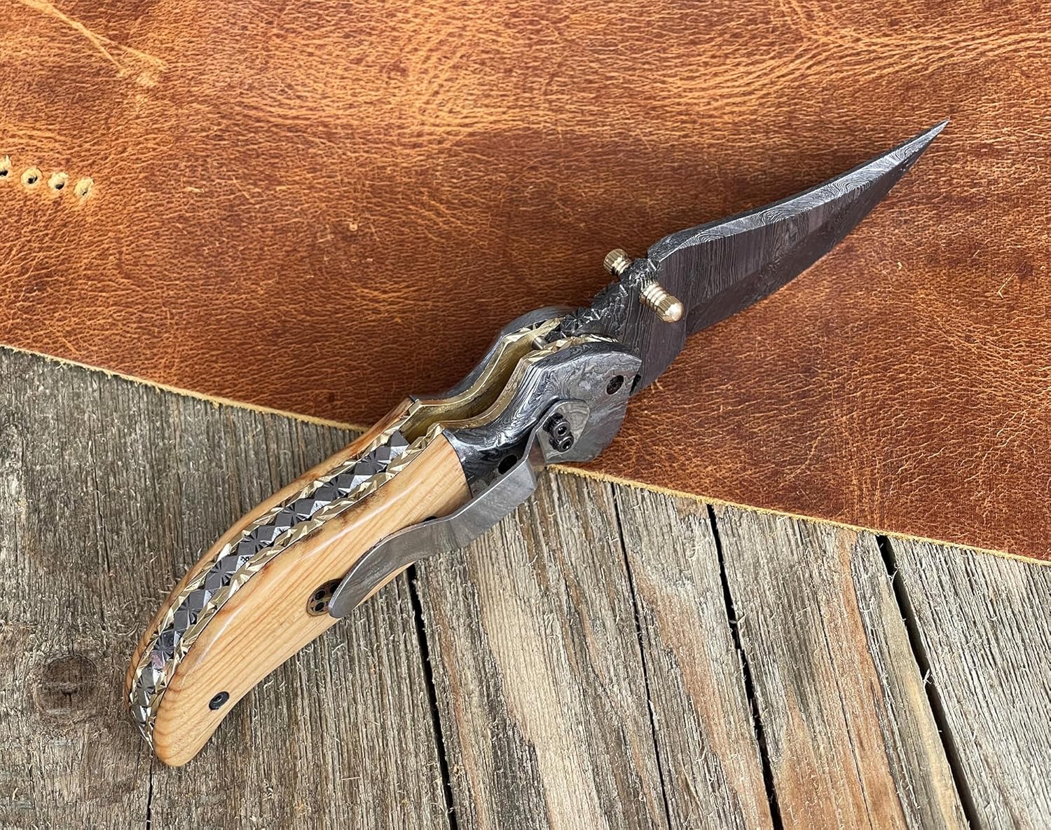 WINTERFELL Handmade Custom Damascus Steel Folding Pocket Knife with Wood Handle - Perfect 7.5" Gift Knife for Birthday, Father's Day or Gift for a Husband