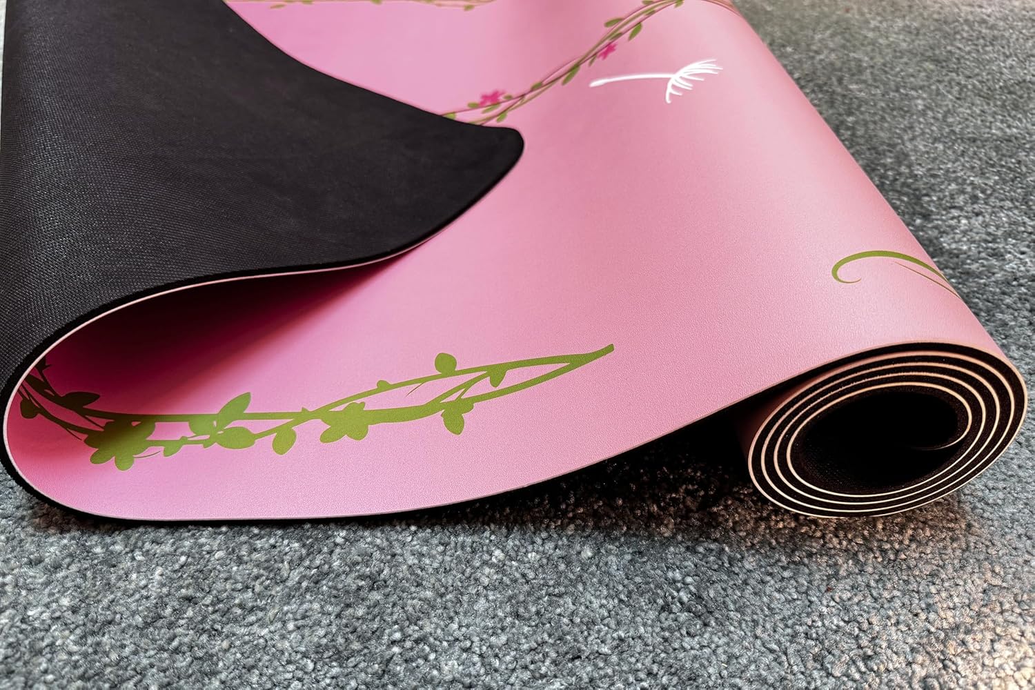 【BulgurYe】Yoga Mat * Nature Line -- Unique coating technique, Great wear resistance for a longer service life, Vividly printed pattern to protect eyes, Natural rubber base, Strong bounce resilience, Absorb sweat instantly to stay dry, Clean and hygienic.