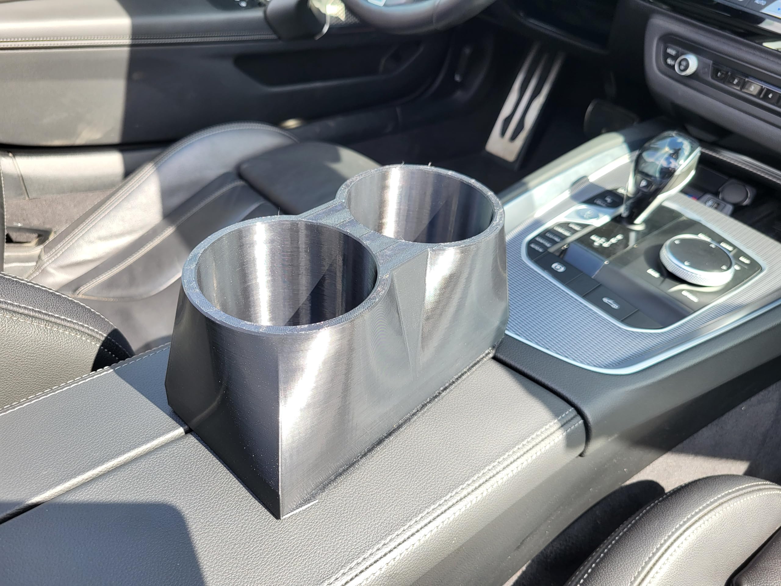 Getränkehalter passend für BMW Z4 G29 | sicher, praktisch und komfortabel
