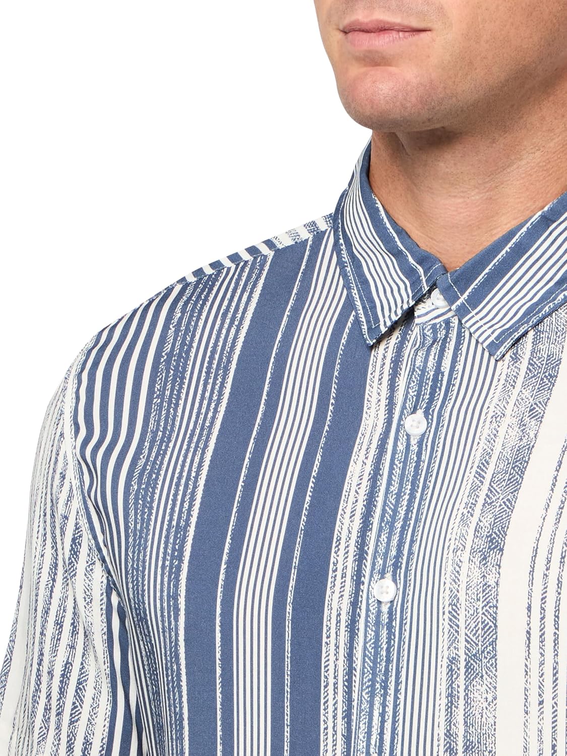 GUESS Men's Eco Short Sleeve Rayon Stripe Shirt - Image 3