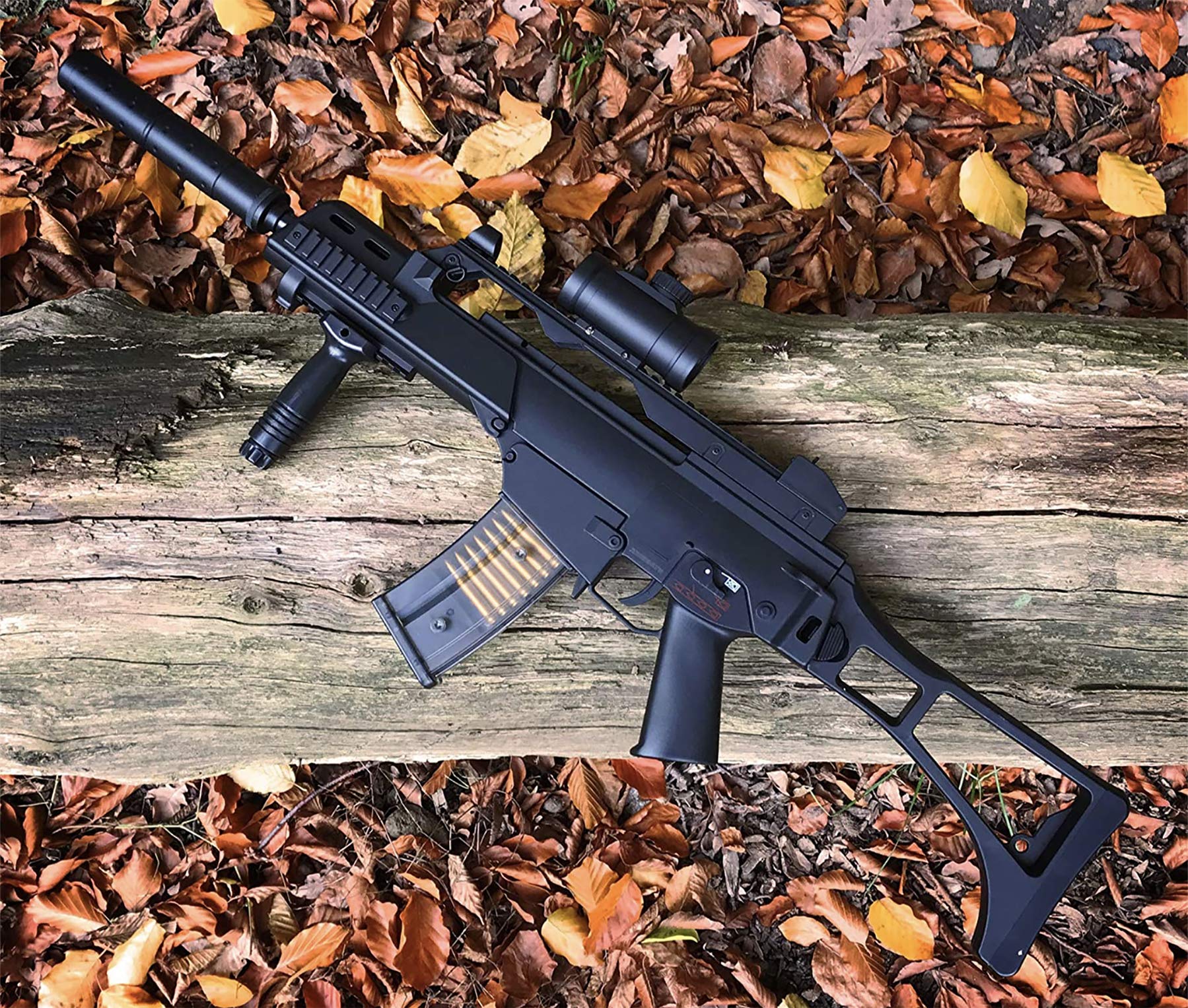 Rayline Softair M85 Softair Gewehr elektrisch, Material: ABS (Stoßfest), Nachbau im Maßstab 1:1, Gewicht: 1320g, Kaliber: 6mm, Farbe: Schwarz - (unter 0,5 Joule - ab 14 Jahre) Länge: 720 mm