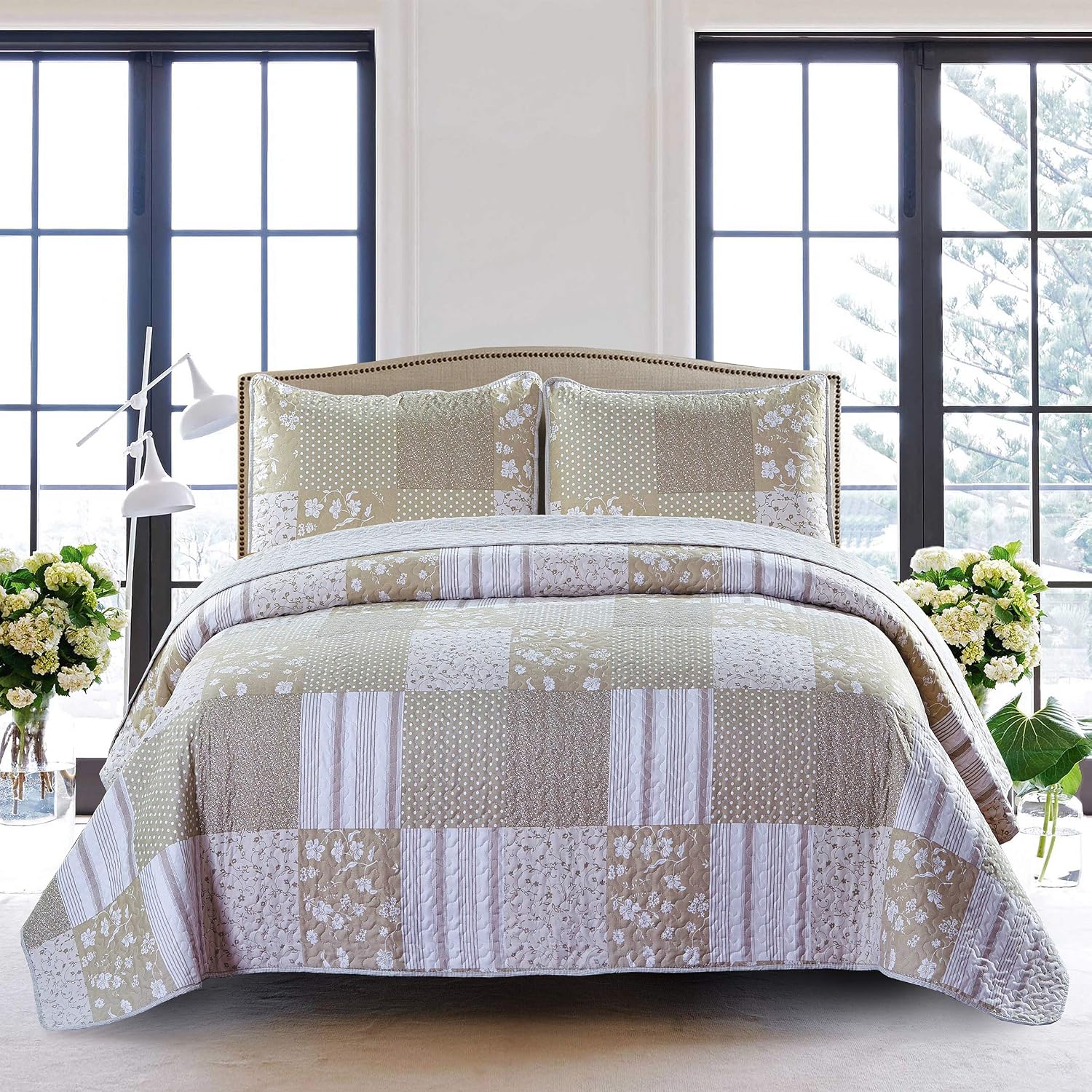 SLPR Silent Reverie 3-Piece Queen Comforter Set (Rustic Quilt with 2 Shams): Lightweight Quilted Queen Bedding, Farmhouse Bed Set Queen Size, White and Tan Country Style Printed Coverlet