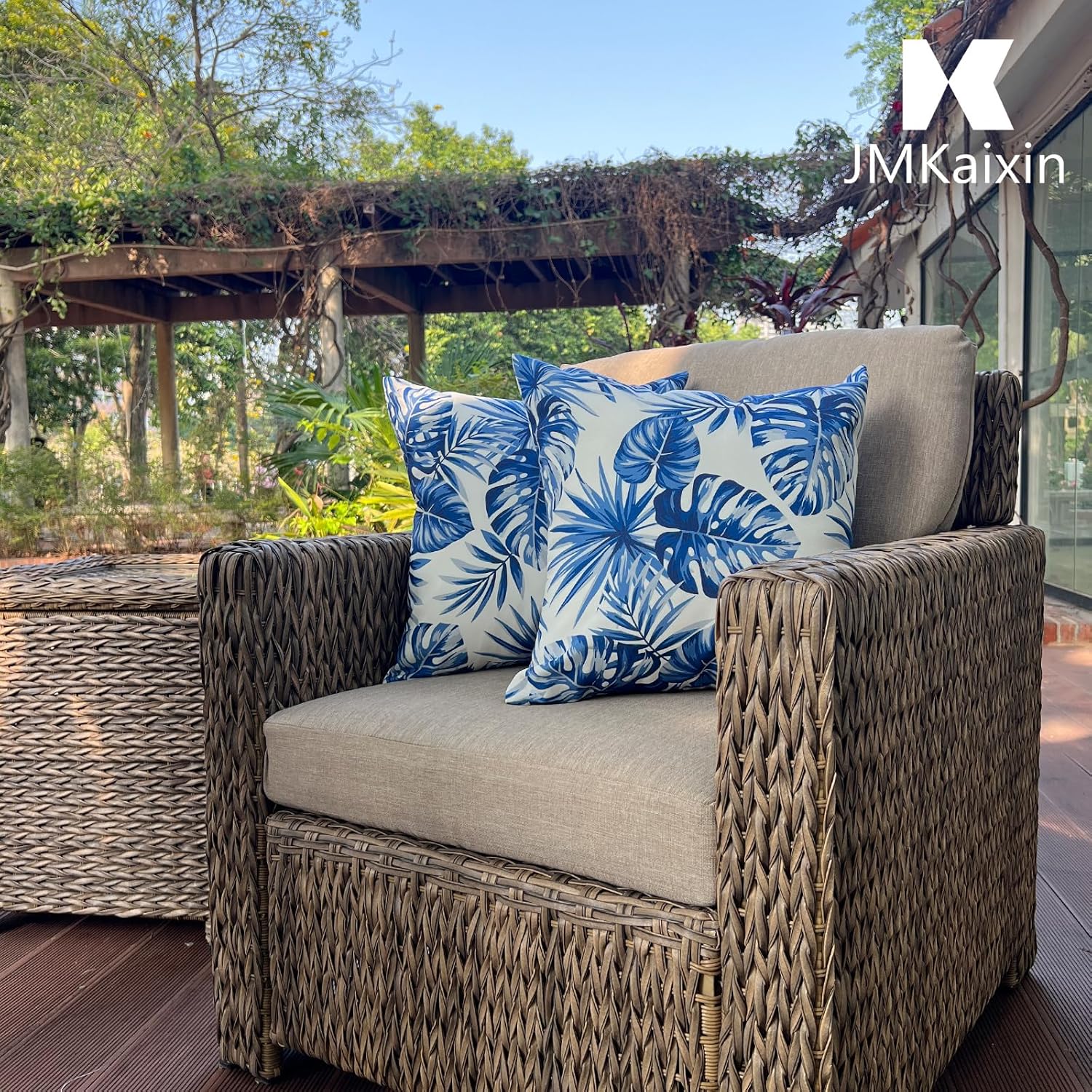 Outdoor Pillows, Pack of 2 Waterproof Decorative Throw Pillows with Inserts, 18”x18” Square Pillows for Bed, Couch, Sofa and Patio Furniture