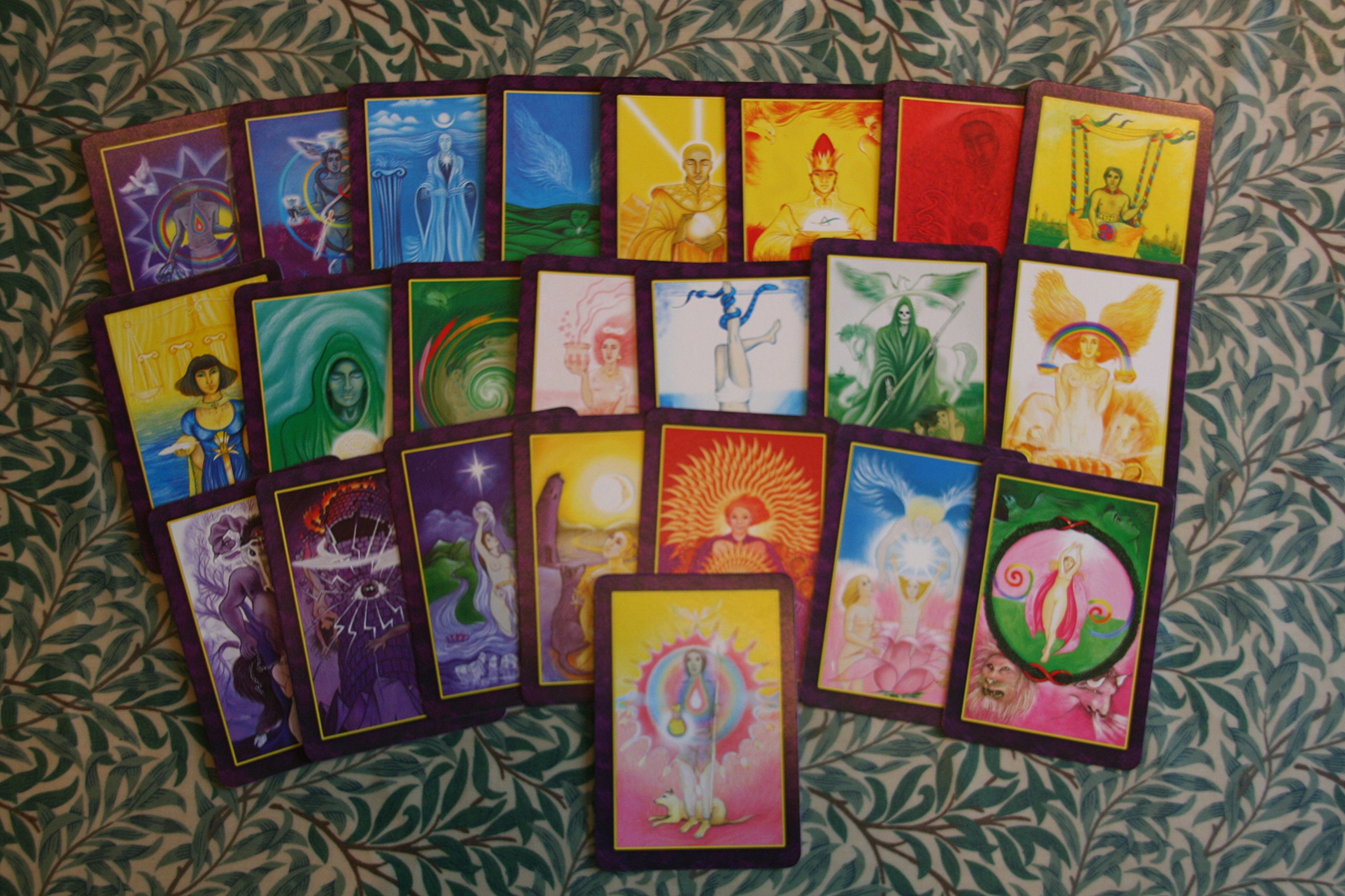 Tarotkarten, Das Aura-Soma Tarot, 98 Karten