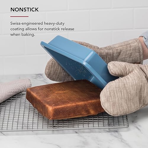 Miniatura 10 de KitchenAid Molde cuadrado antiadherente de acero aluminizado, 9 pulgadas, plateado