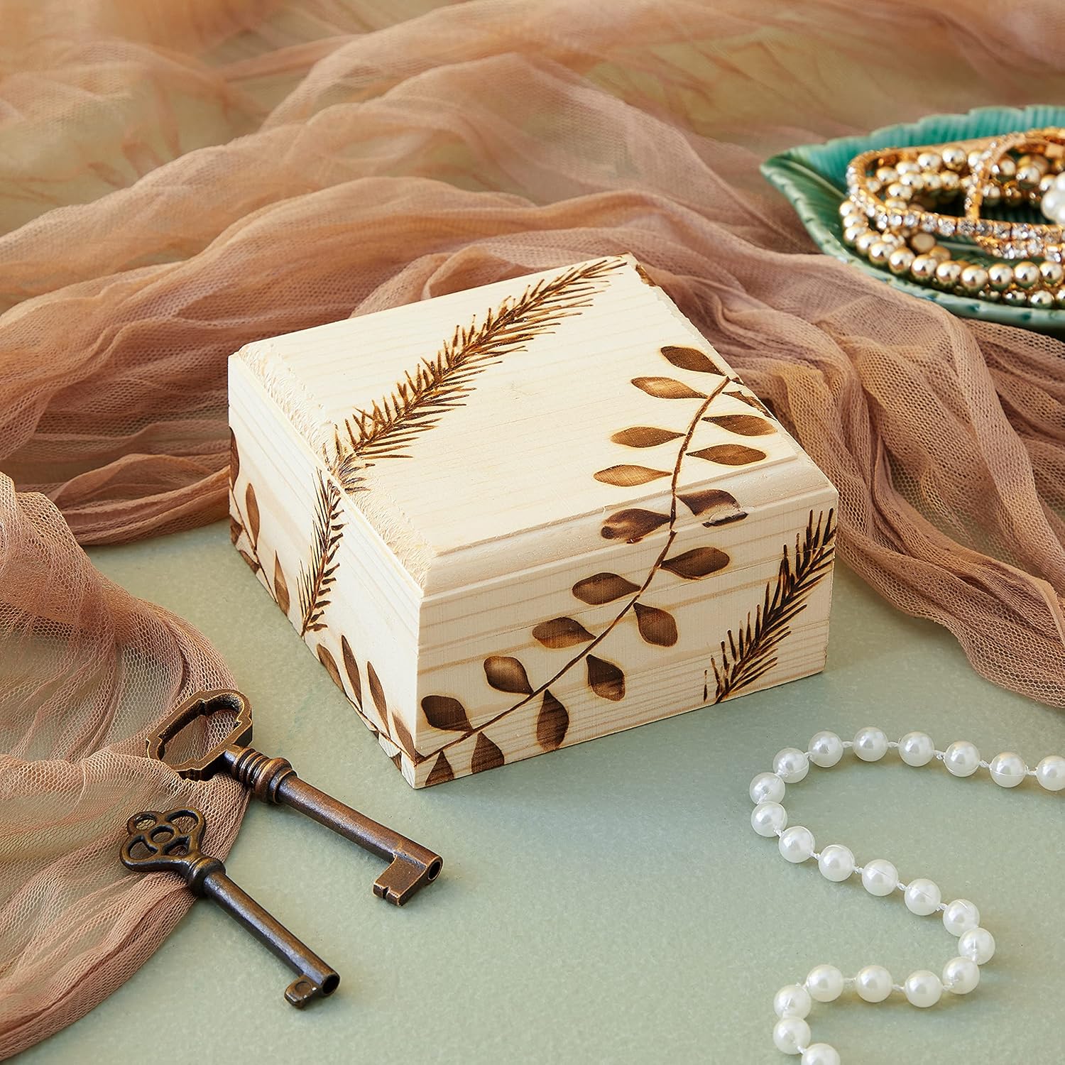 6 Pack Unfinished Wooden Boxes with Hinged Lids, Pinewood Magnetic Wood Box for Crafts, Jewelry Storage (3.5 x 3.5 x 2 In)