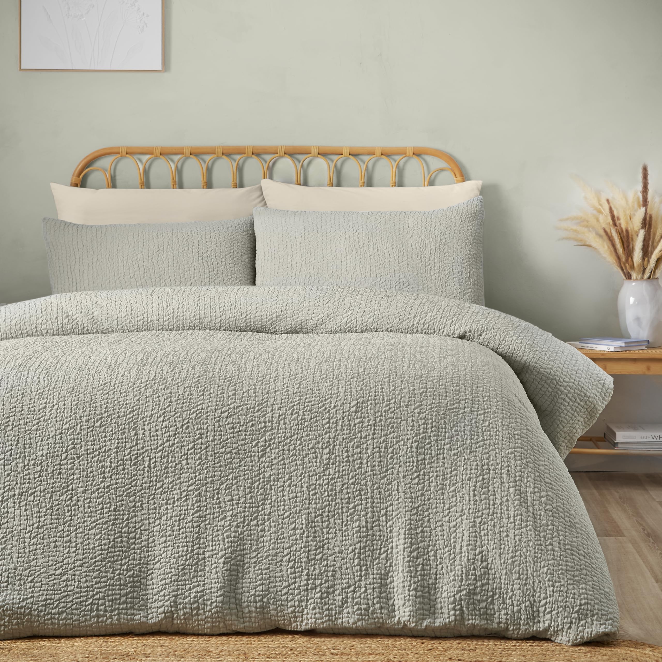 Catherine Lansfield Green Crinkle Seersucker King Duvet Cover Set With Pillowcases