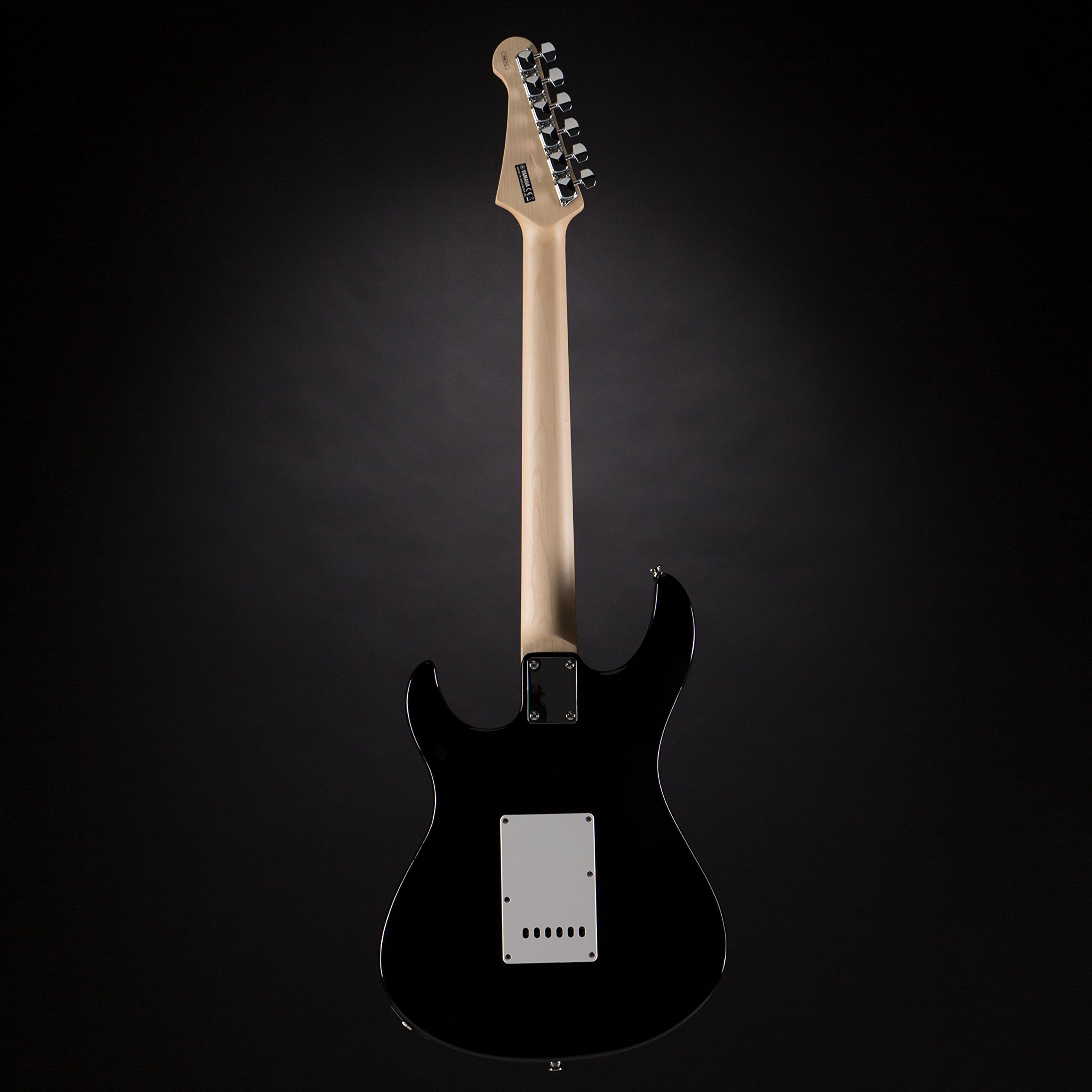 Amazon.co.jp: Yamaha Pacifica 012 Electric Guitar, black