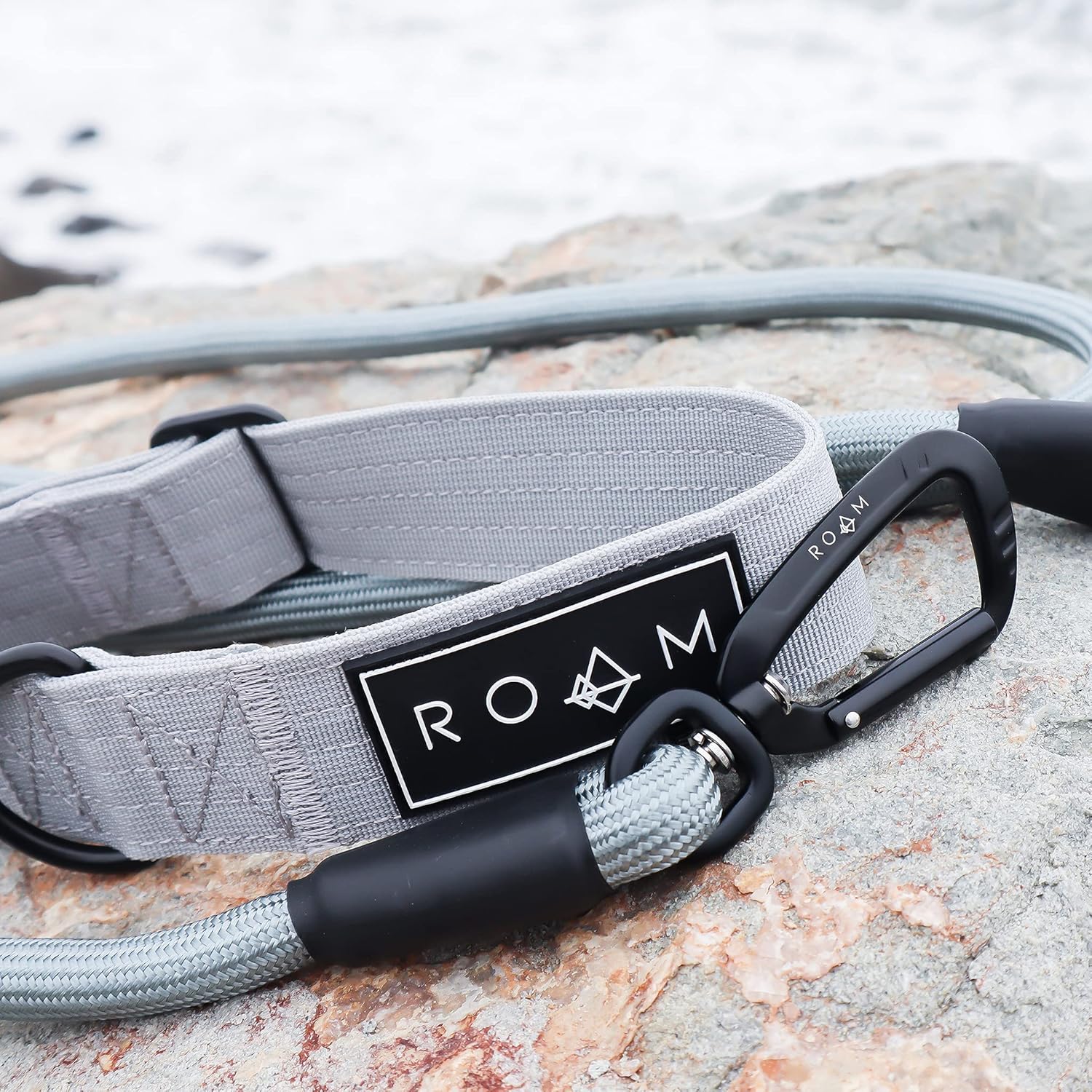 ROAM Premium Dog Collar - Adjustable Heavy Duty Nylon Collar with Quick-Release Metal Buckle (Oregon Haze, Size 4) : Pet Supplies