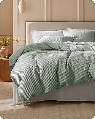 Bedsure Cotton Duvet Cover King - 100% Cotton Waffle Weave Sage Green Duvet Cover King Size, GentleSoft™ and Breathable Bedding Set for All Season, 3 Pieces, 104"x90"