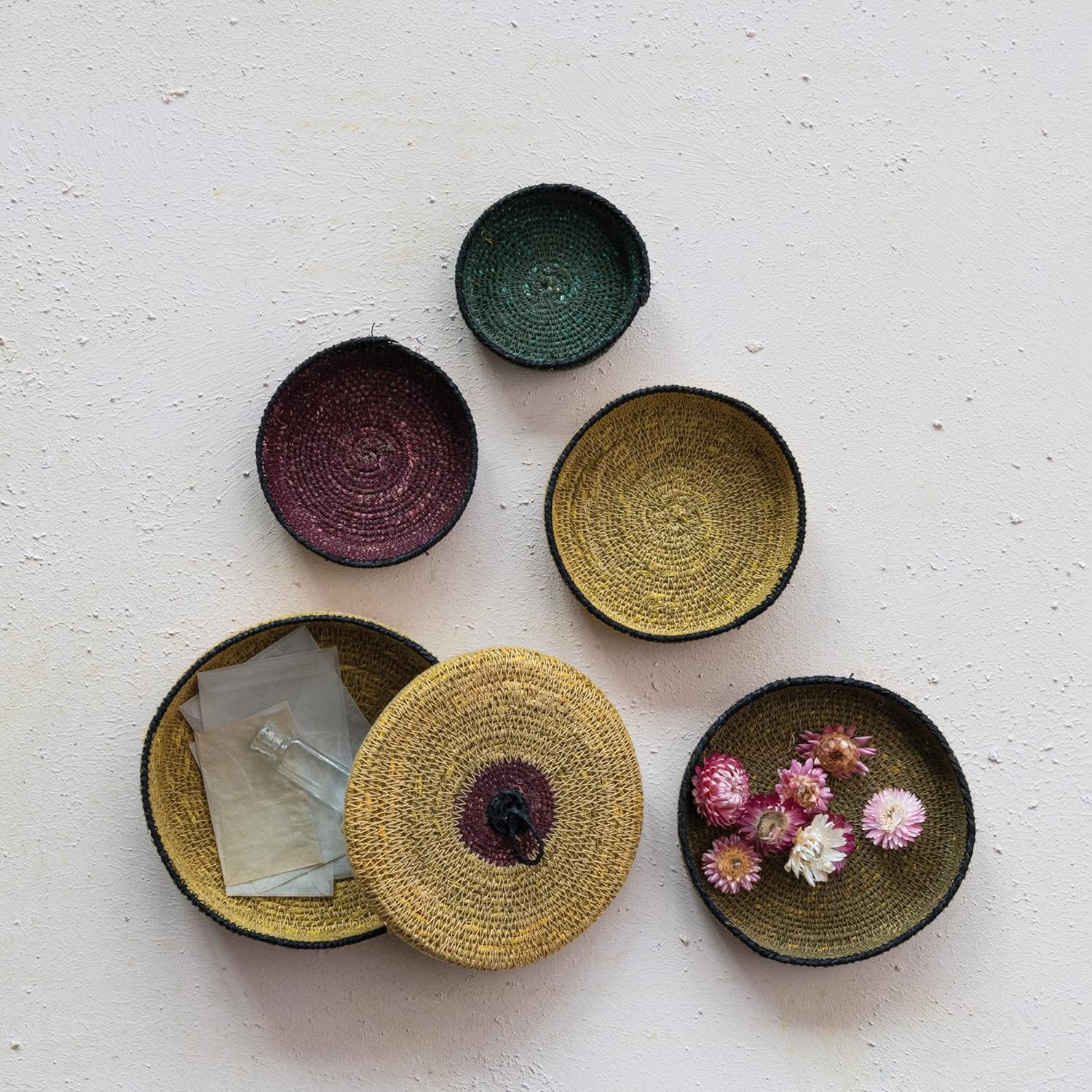 Creative Co-Op Global Round Seagrass Tray Baskets with Loop, Set of 5 Sizes, Multicolor