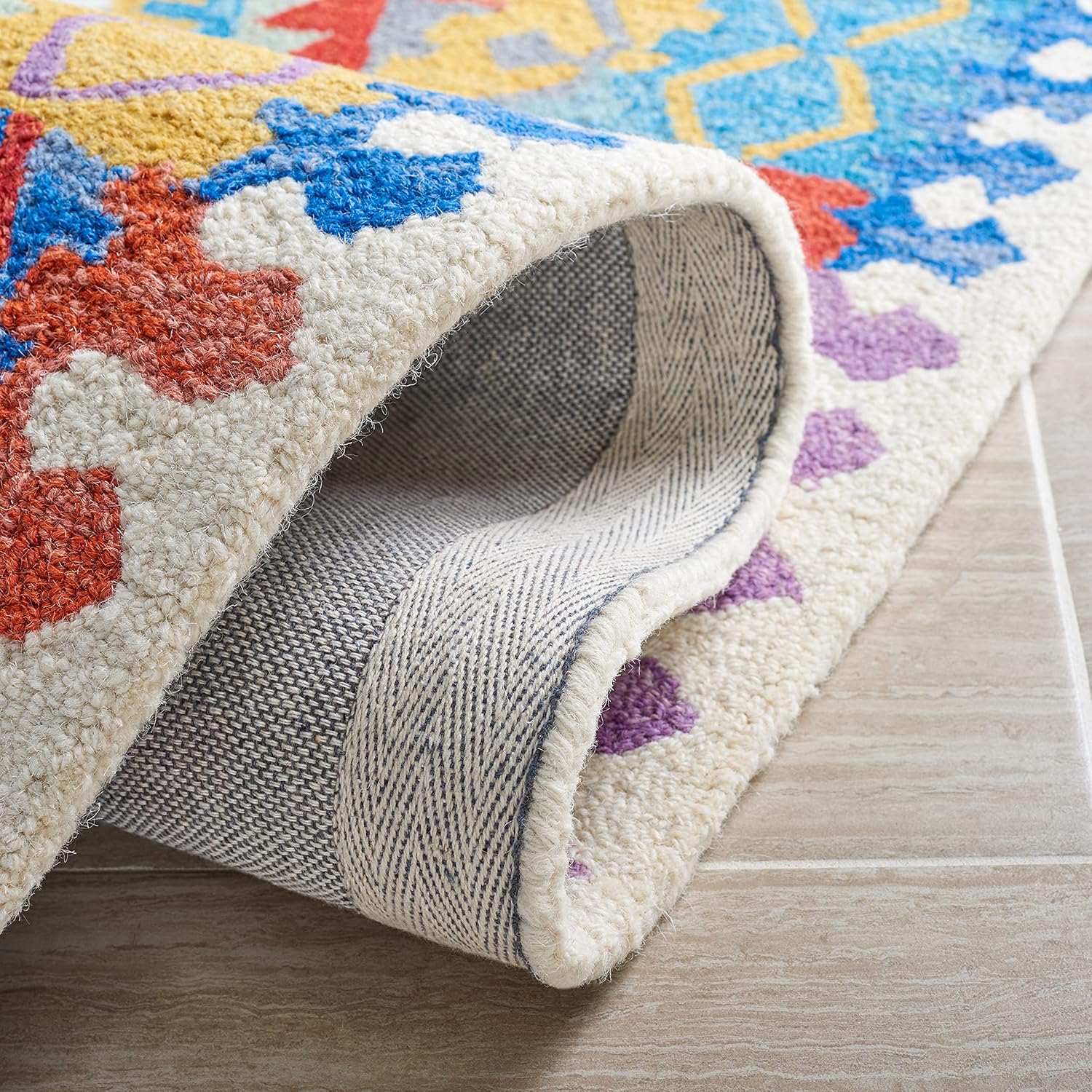 SAFAVIEH Aspen Collection Runner Rug - 2'3" x 9', Ivory & Red, Handmade Boho Tribal Wool, Ideal for High Traffic Areas in Living Room, Bedroom (APN407A)