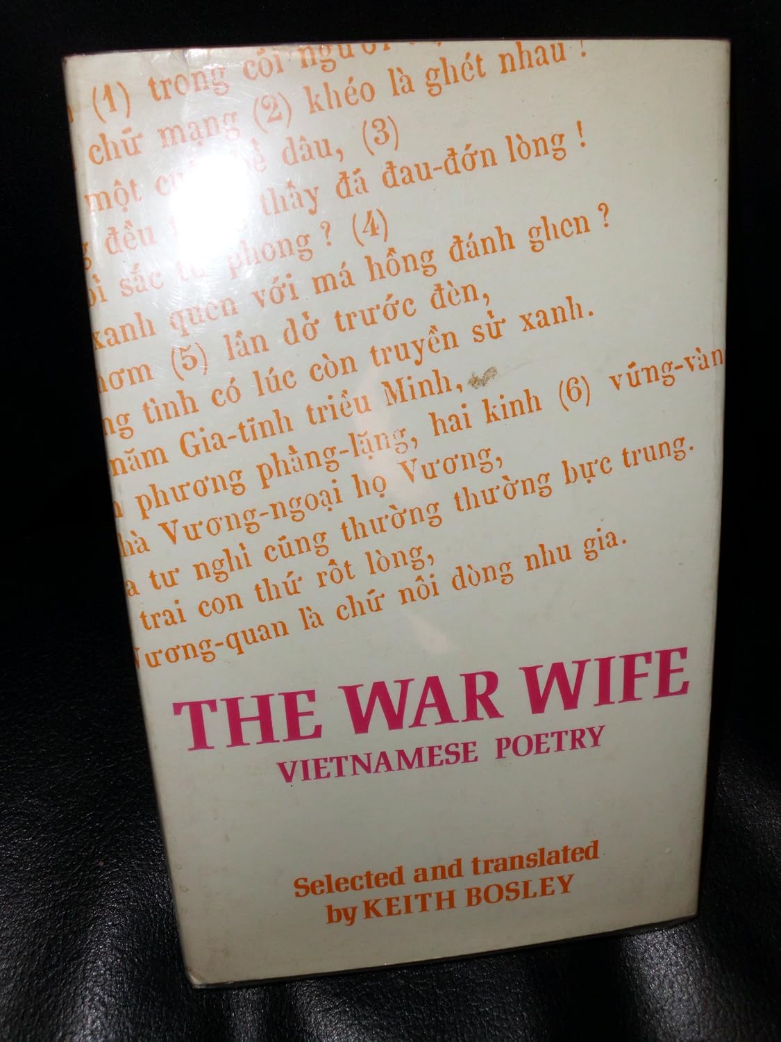 The war wife Vietnamese poetry; Bosley, Keith 9780850310610 Amazon