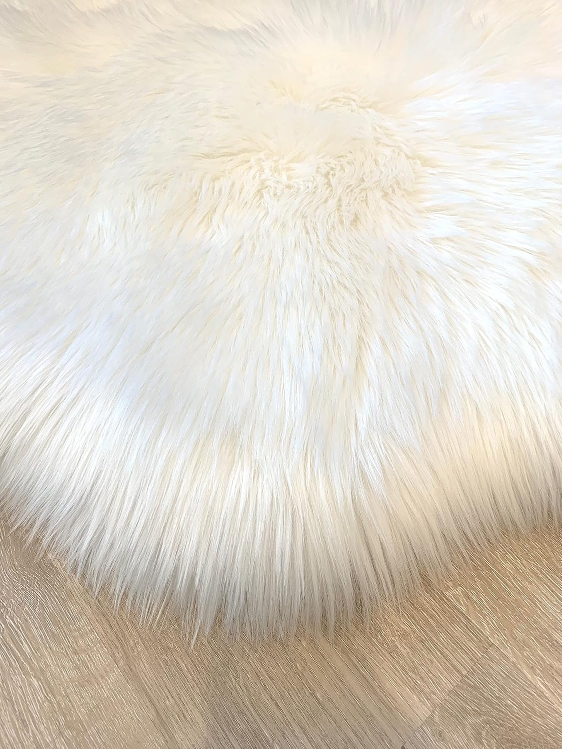 LAMBZY Faux Sheepskin Super Soft Hypoallergenic Silky Shag Rug for Living Room, Kids Room, Sofa (2'x3', White)