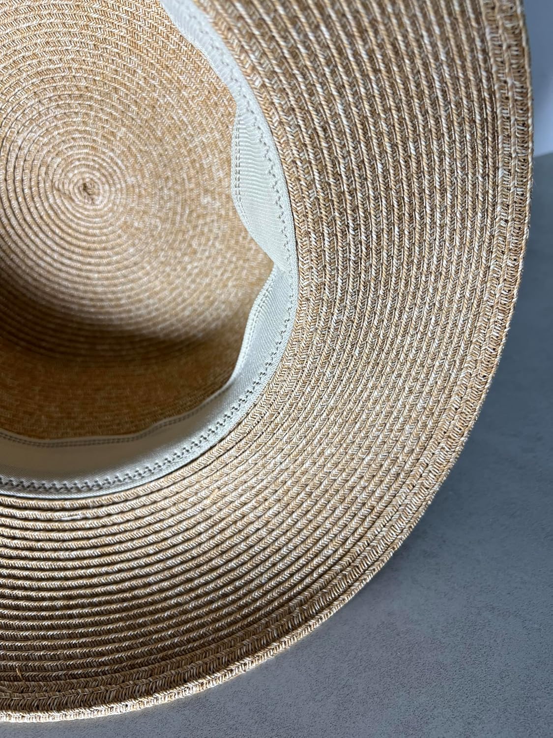Ladies' Sun hat,Wide Brimmed Ponytail Beach hat,Straw Sun hat,Empty top hat,Essential for Summer Beach Vacation Brown