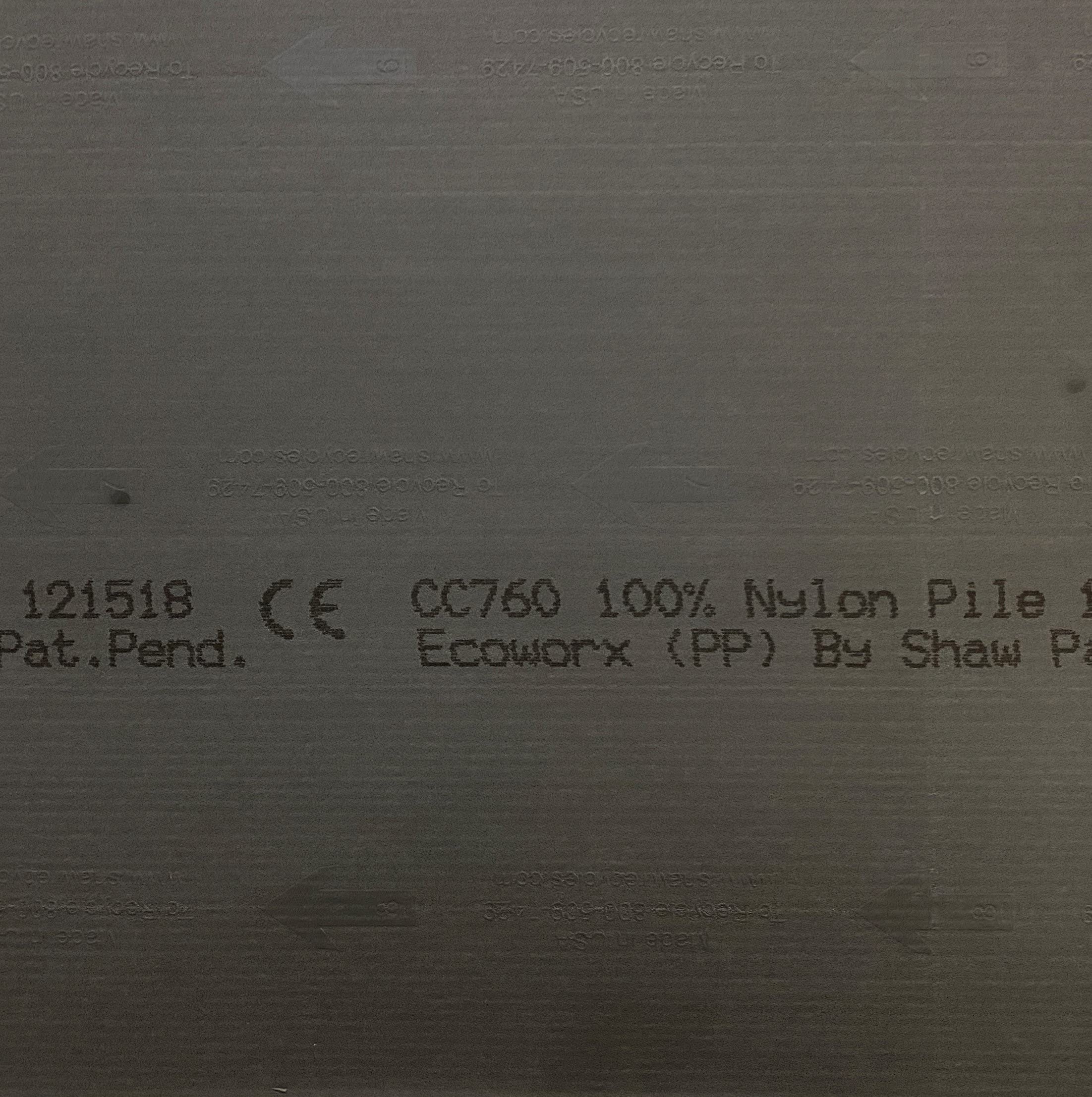 Tapis Carrelage Intérieur/extérieur SHAW - 12 Carreaux 24x24 Pouces Par Carton 542791