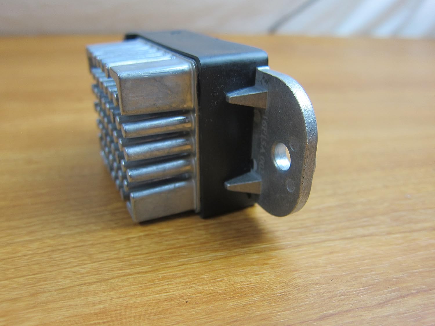 Chrysler T&C Pacifica Radiator Fan Relay Mopar OEM 68310219AA