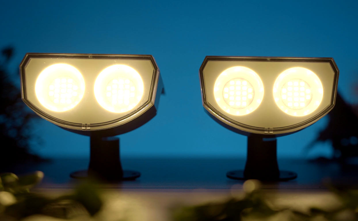 V6 - V6 公式写真　Timeless / SPOT LIGHT VOLT 12V Brass Bronze LED Landscape Lighting Kit (6