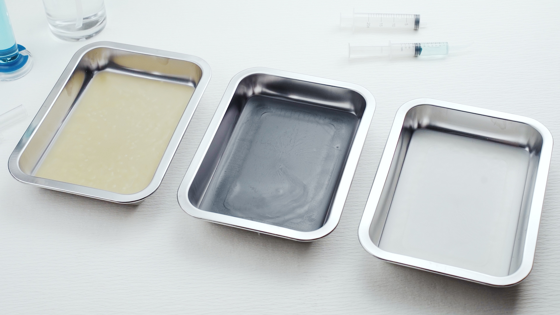 Image of Conelist 1 Set 10.2 x 7.5 Inch Stainless Steel Dissection Pan with Wax and Rubber Nonslip Mat, Reusable Classroom Dissecting Pan, Laboratory Tray for Biology Lab, Science Education Supplies (White)