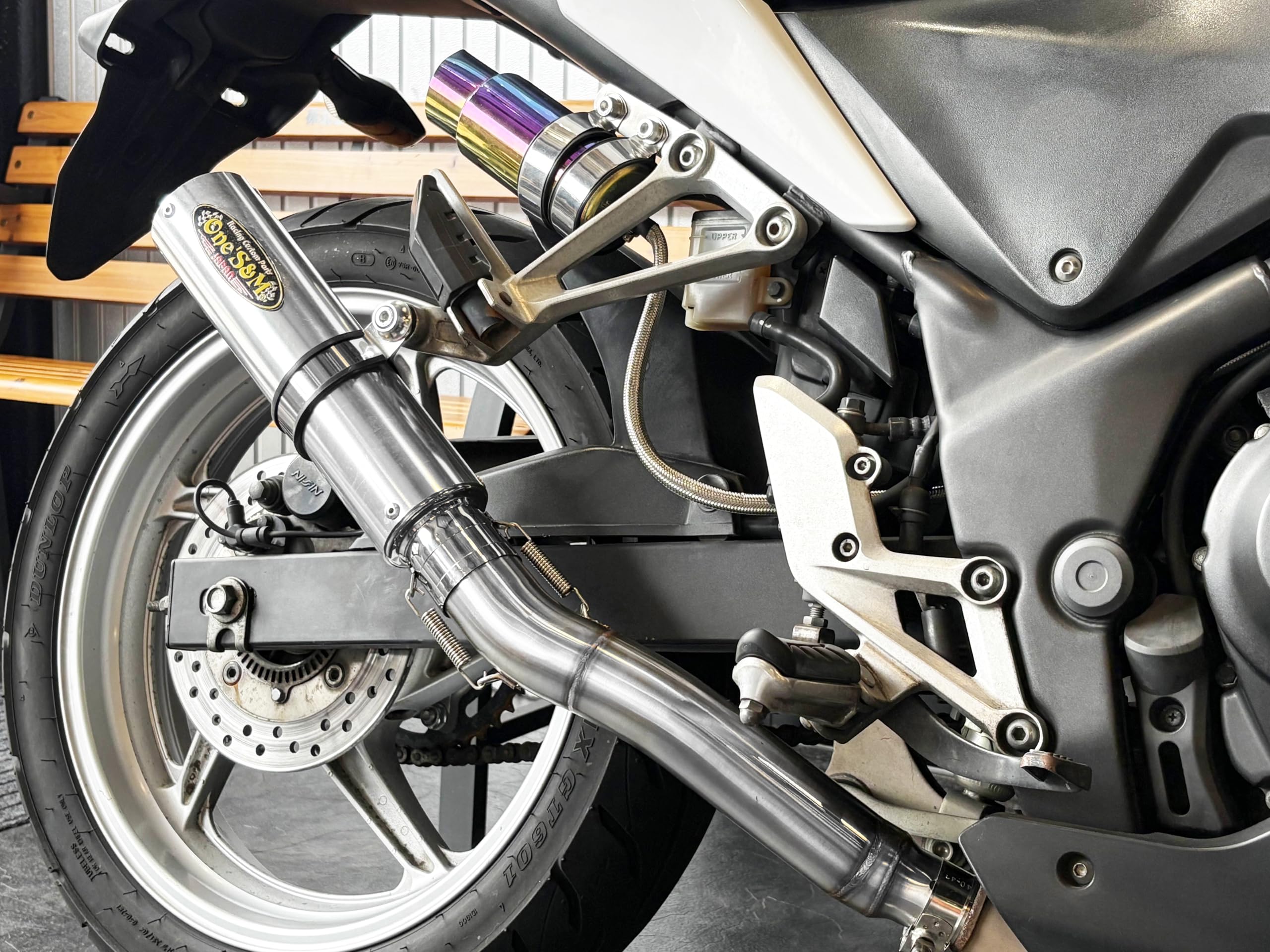 Amazon.co.jp: W2-353SV NEW CBR250R MC41用 スリップオン 