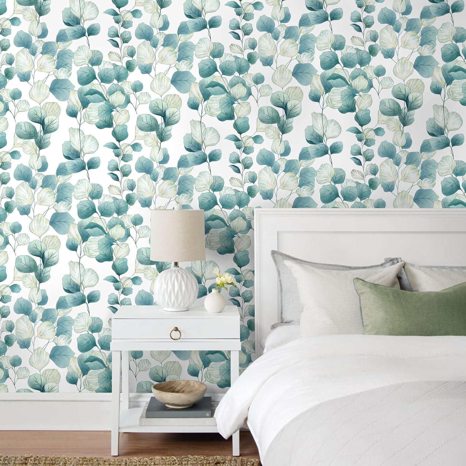 Vinjiasin Peel and Stick Wallpaper Green and White Leaf Contact Paper Modern Floral Wall Paper for Bedroom Bathroom Living Room Self Adhesive Removable 17.3"x 197" image 4