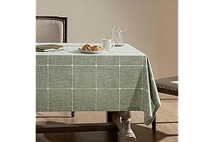 ZeeMart Quilted Tablecloth: Elevate Your Dining Ambiance