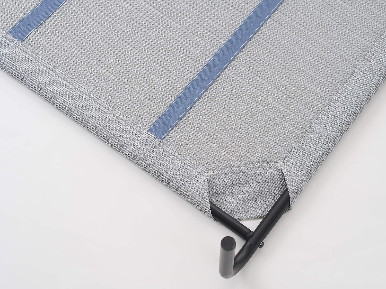 Coolaroo The Original Elevated Pet Bed, Large, Grey : Everything Else