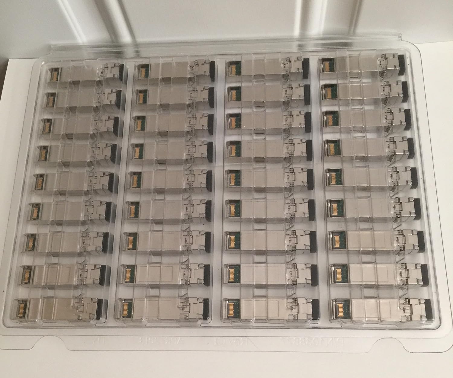 Finisar FTLX1471D3BCL 10.5Gb/s RoHS 6 Compliant 1310nm SFP+ Transceiver Retail (FinisarFTLX1471D3BCL)