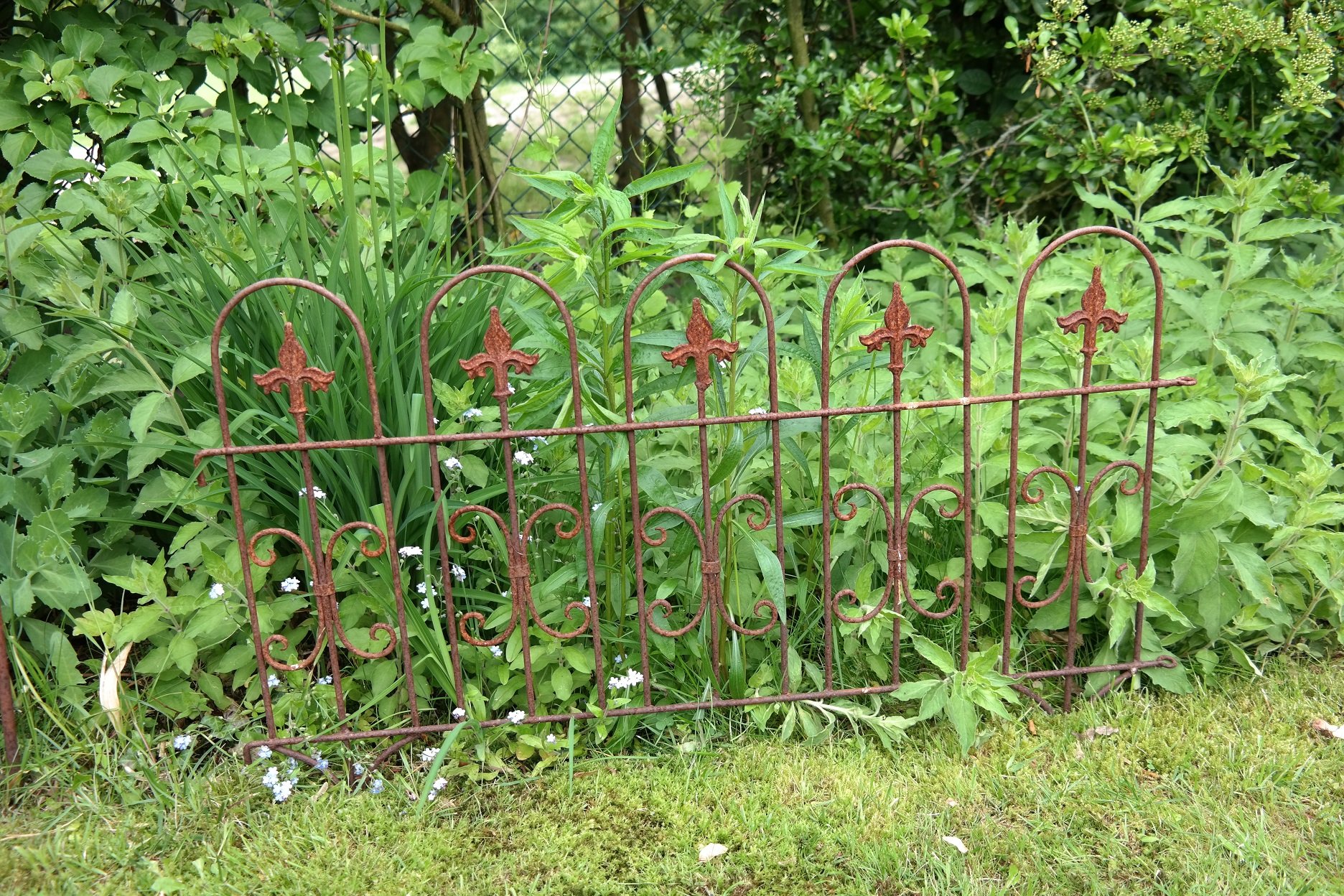 Beetzaun Gartenzaun Zaun Zaunelement Windsor Rankhilfe Metall Eisen Rost Deko 58cm hoch x 82cm lang