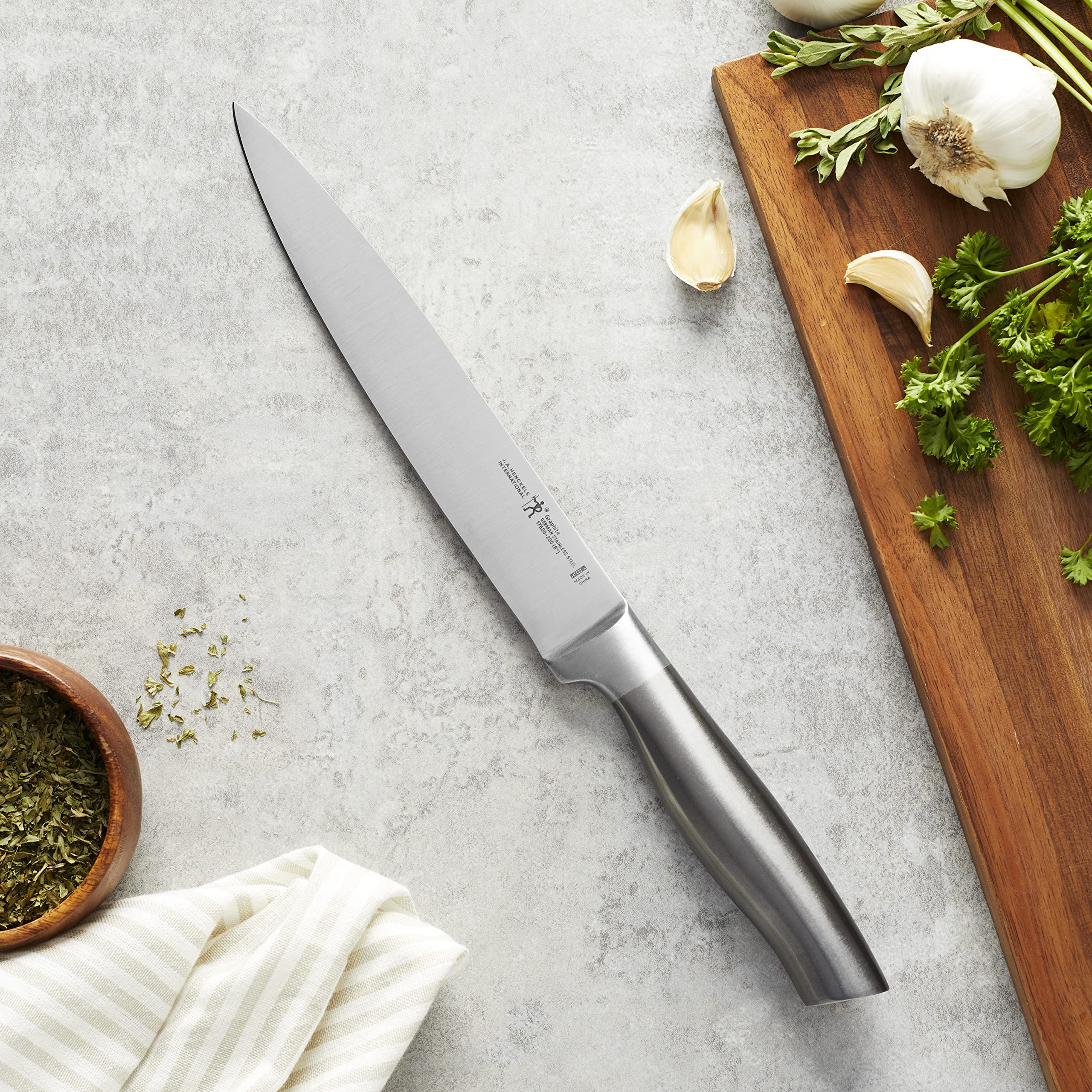 Amazon.com: HENCKELS Graphite Razor-Sharp 8-inch Carving Knife