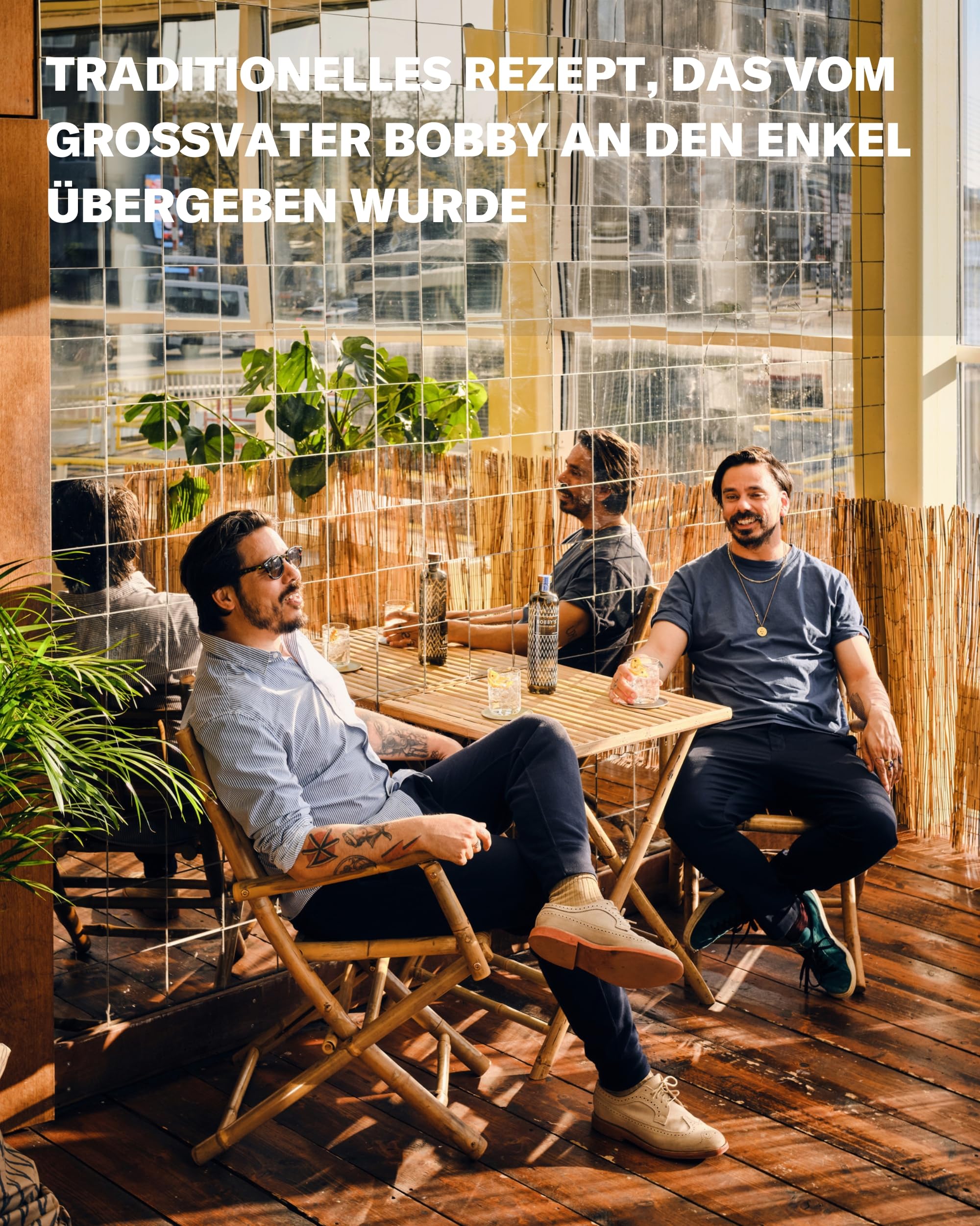 Bobby's Schiedam Dry Gin 70cl | Außergewöhnliche Mischung aus Indonesischen Botanicals und Traditionellen Gin-Zutaten | 42 % ABV | Premiumflasche als Tolles Gin-Geschenk