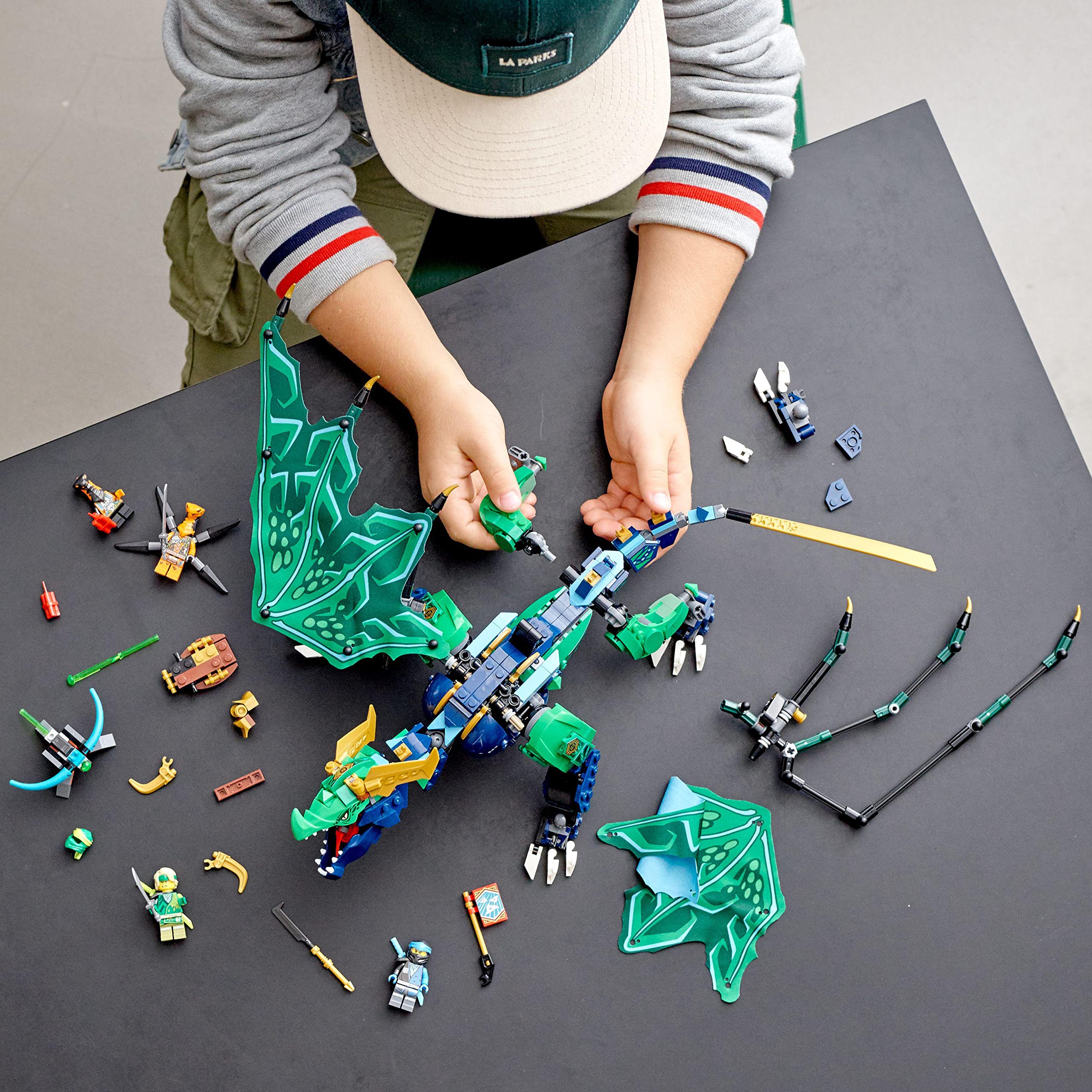 Lego 71766 Ninjago Der legendäre Drache von Lloyd, Spielzeug für Mädchen und Jungen, 8 Jahre, mit Figuren, Viper und Python, mit Missionsbanner zum Sammeln