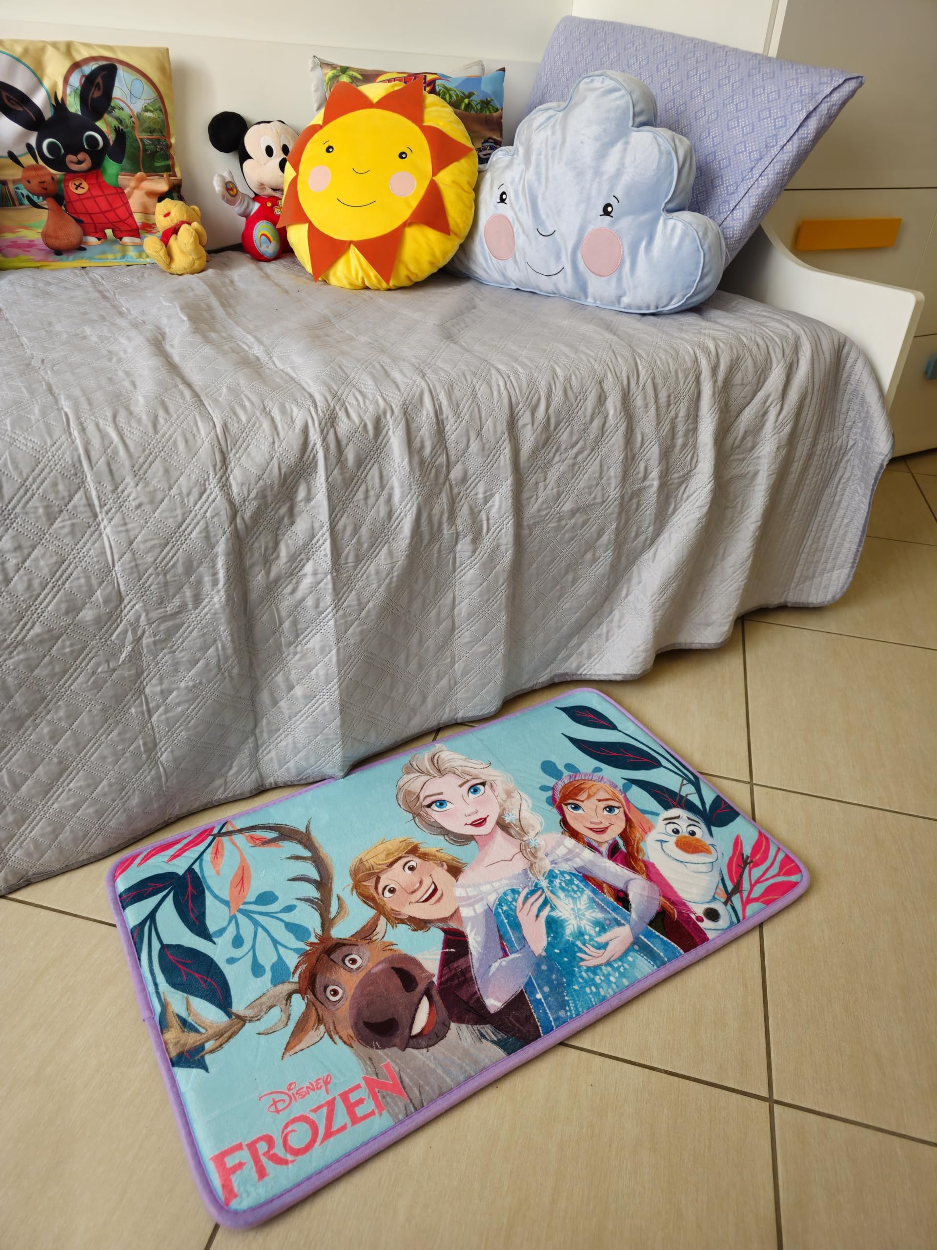 ILS I LOVE SHOPPING Tappeto decorativo per la cameretta dei bambini, antiscivolo, morbido e soffice - Spessore 2cm (Frozen)