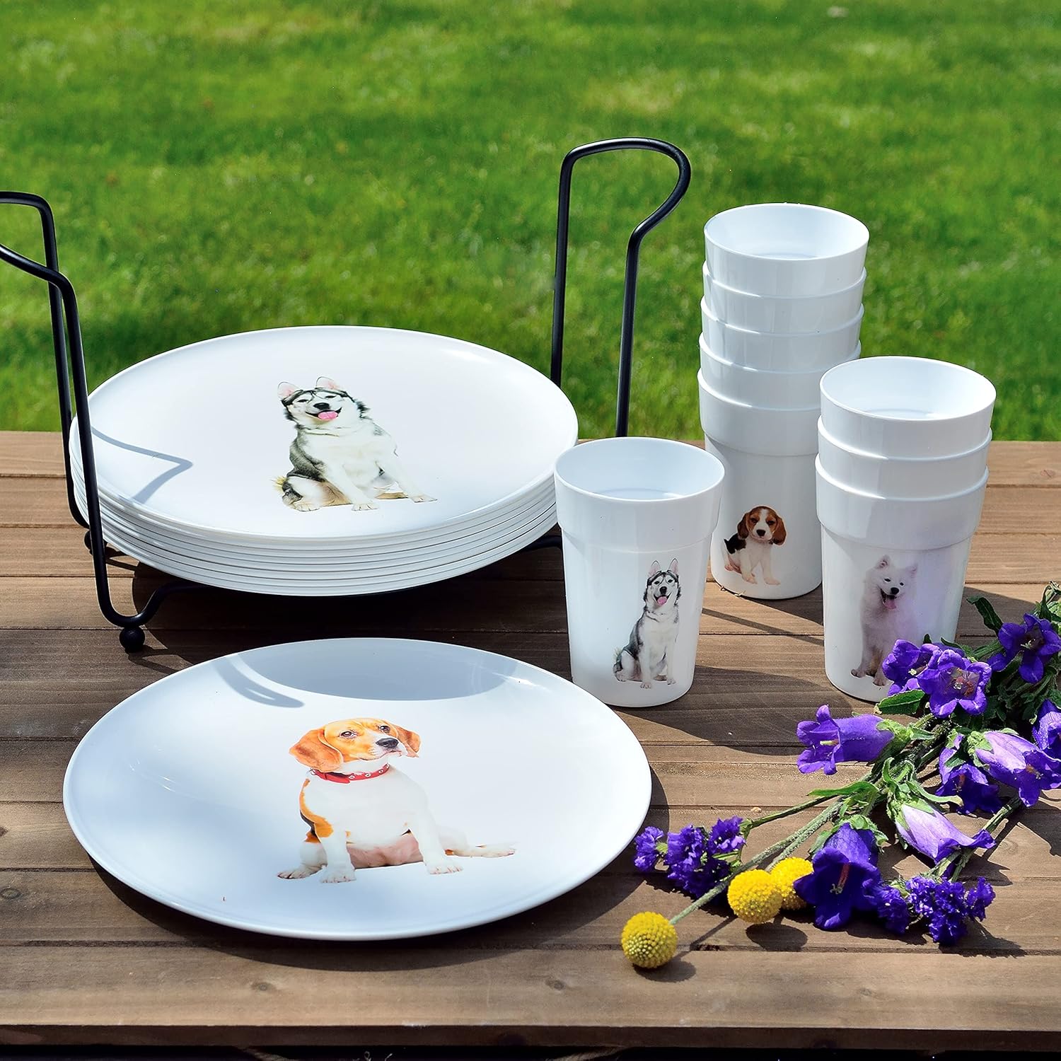 Youngever 10 Inch Plastic Plates, Large Plates, Dinner Plates, Set of 9 (Dog Theme) (Pack of 2)