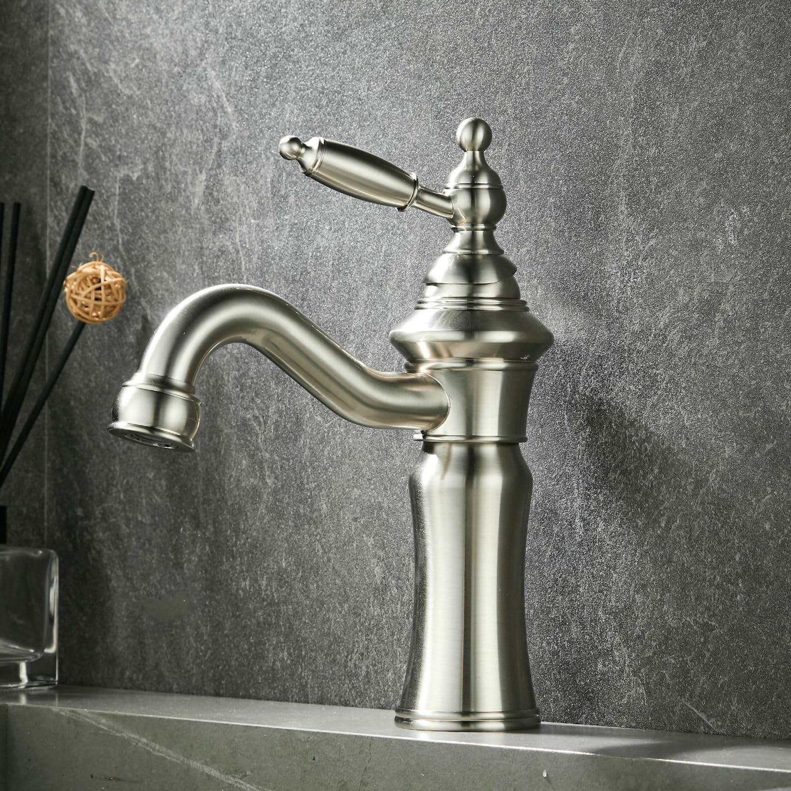 Fanjubei Brushed Silver Bathroom Vintage Hot And Cold Copper Washbasin Faucet
