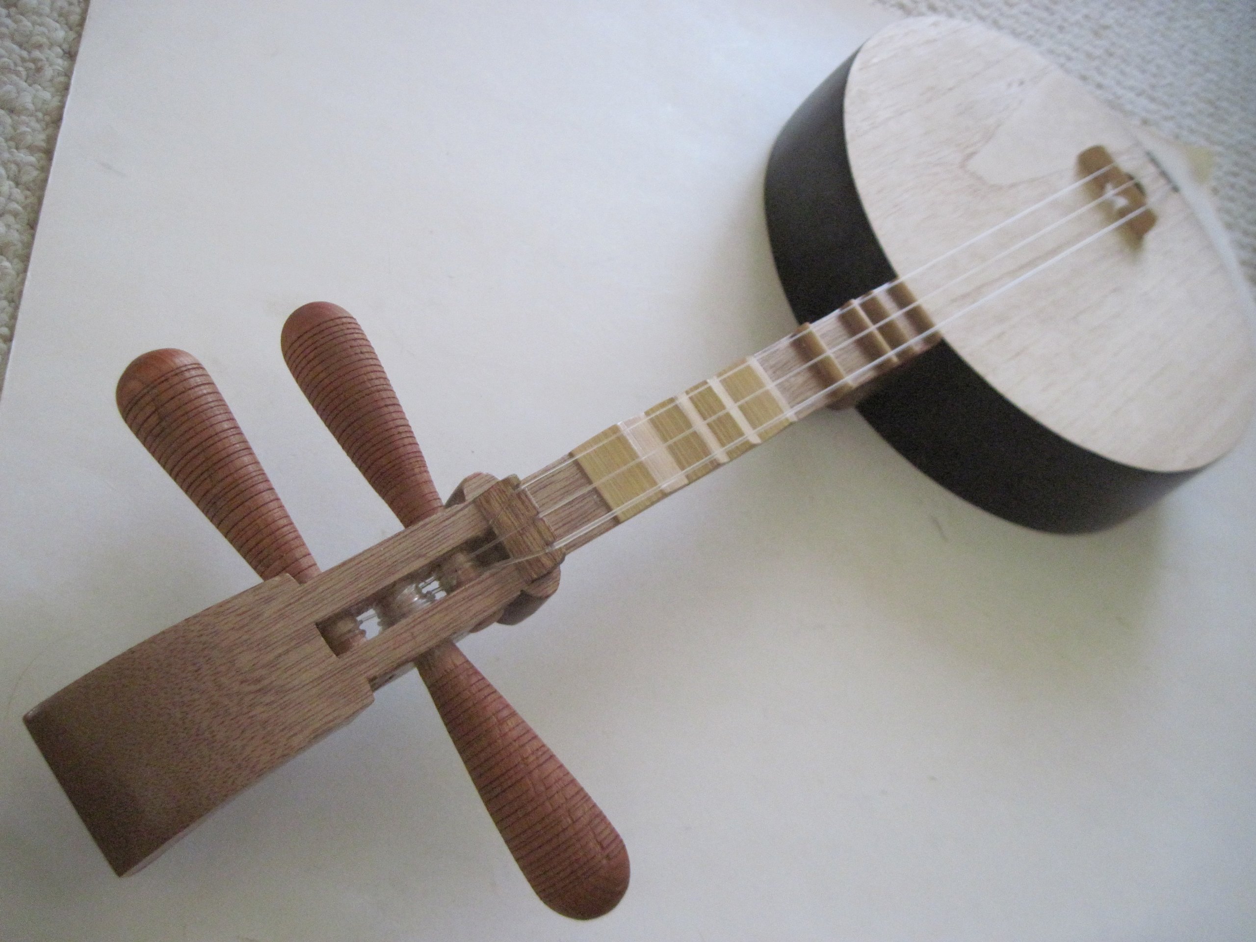 Chinese Moon Guitar (Yueqin or Yueiqin) 100% Hand-Crafted w. 3 Strings Folklore Guitar instrument Southern Regions China/Taiwan - Image 3