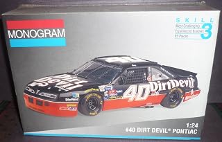 #2973 Kelly Wallace #40 Dirt Devil Pontiac Grand Prix 1/24 Scale Plastic Model Kit