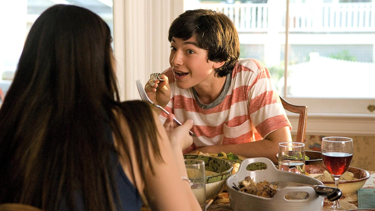 Amazon ファミリーズ シークレット 秘密を抱えた家族 Dvd 映画