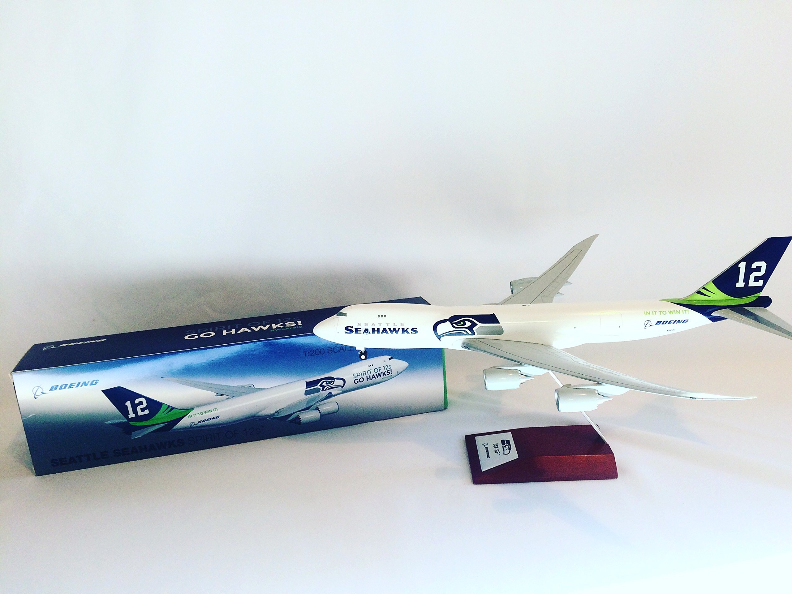 N BOEING 747-8F Seattle Seahawks 1/200 Boeing unveils Seattle