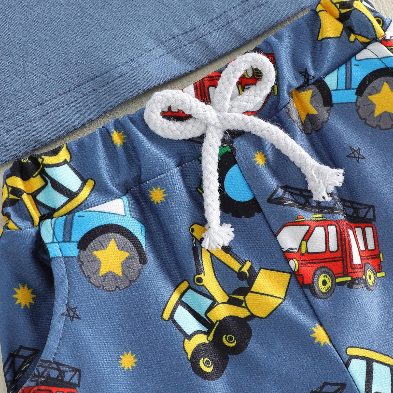 Carolilly Ensemble Vêtement Bébé Garçon Enfant Eté Tracteur 2 Pièces T-Shirt à Manches Courtes + Short Tenues Nouveau-né
