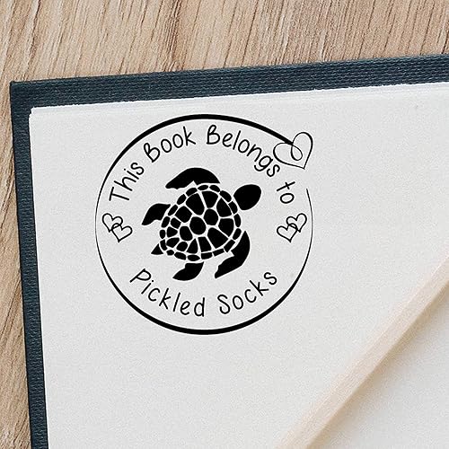 Miniatura 5 de de The Library of Book Stamp – Etiqueta de nombre personalizada para niños autoentintada para libros escolares. Este libro pertenece a un sello de