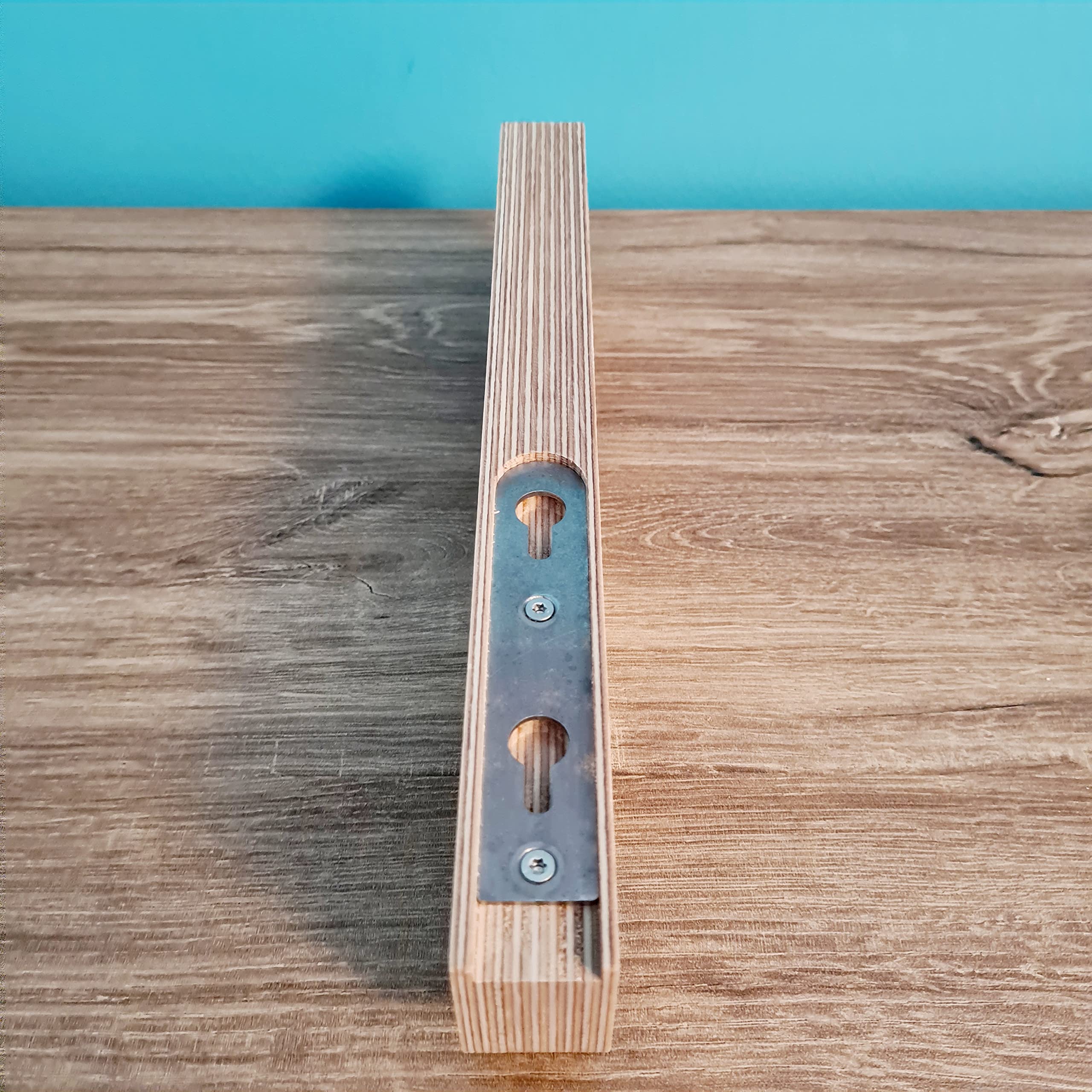 2er Skateboard Halter - Wand - Made in Germany - 2 Skateboards - Snowboard - Longboard - Wandhalter - Halterung - Holz - Plastikfrei - Nachhaltig - Organizer
