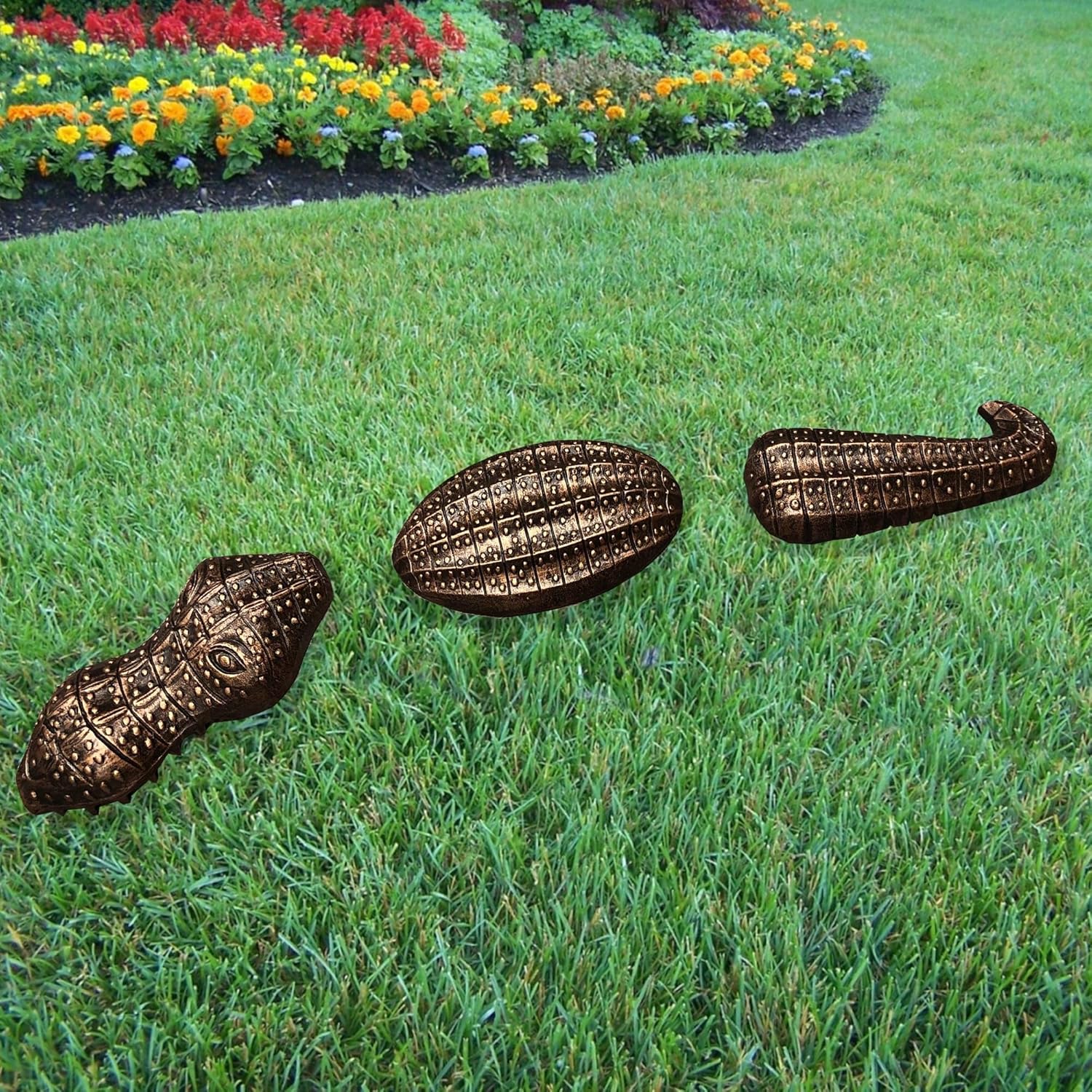 Oakland Living Cast Aluminum Decorative Garden Gator, Antique Bronze