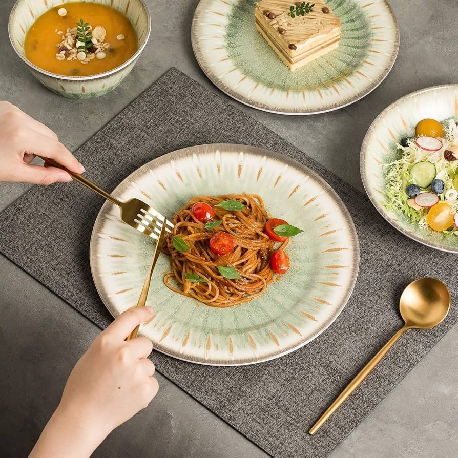 Amazon.co.jp: MissYip メラミン食器セット 16点 4人用 壊れない