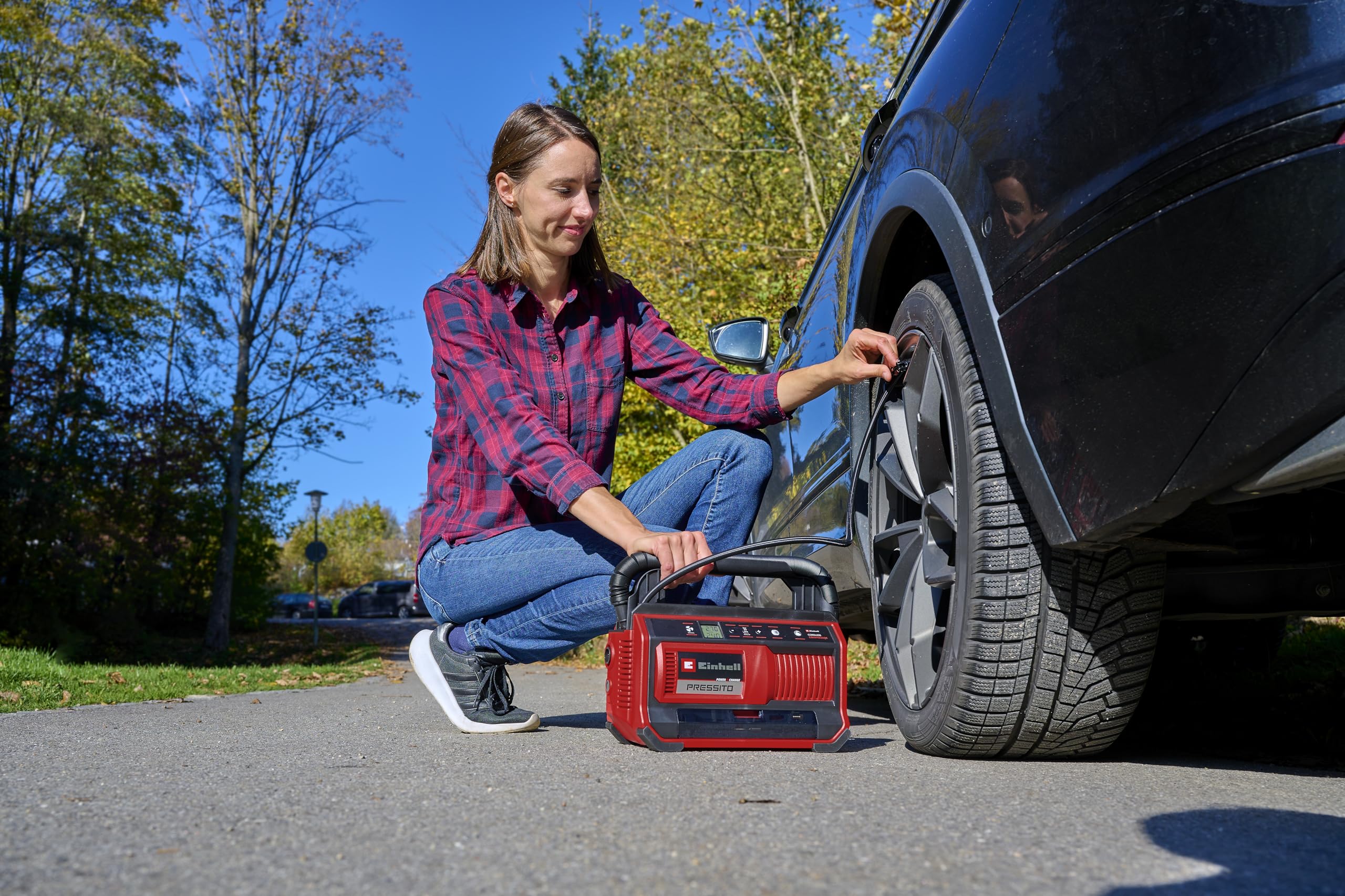 Einhell Compressore a batteria PRESSITO 18/25 Power X-Change(18 V, max. 11 bar, incl. kit 3 adattatori, incl. tubo flessibile alta press. 71 cm e tubo flessibile bassa press. 1,6 m, senza batteria)