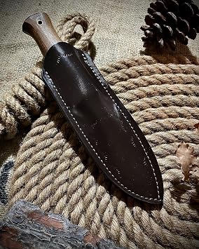 Buscraft Hunter Camper Knife