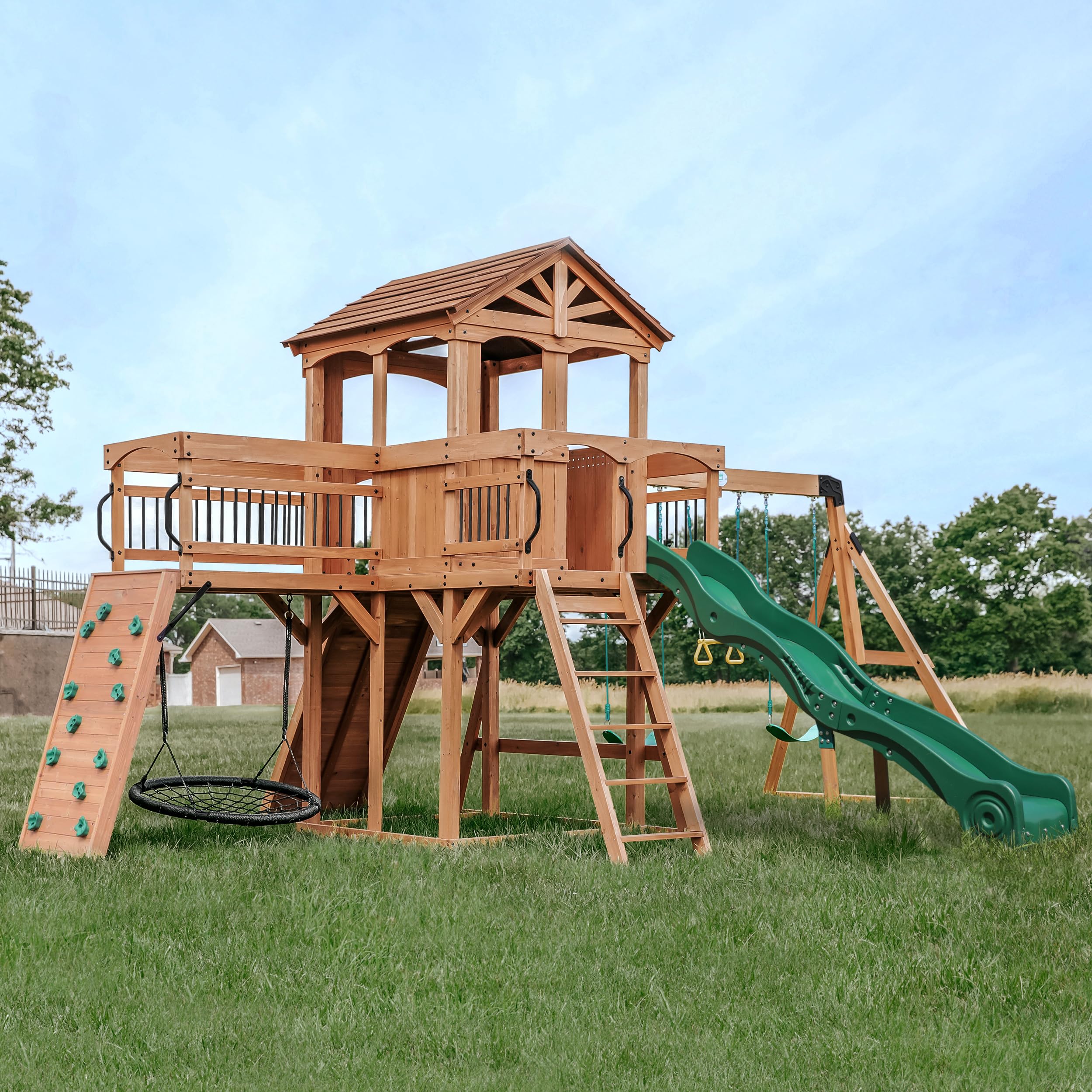 Backyard Discovery Sterling Point Ogrodowy plac zabaw, plac zabaw na swiezym powietrzu, drewniany plac zabaw | ogrod wspinaczkowy ze sciankami Rts, duza zjezdzalnia, hustawki | domek zewn?trzny XXL