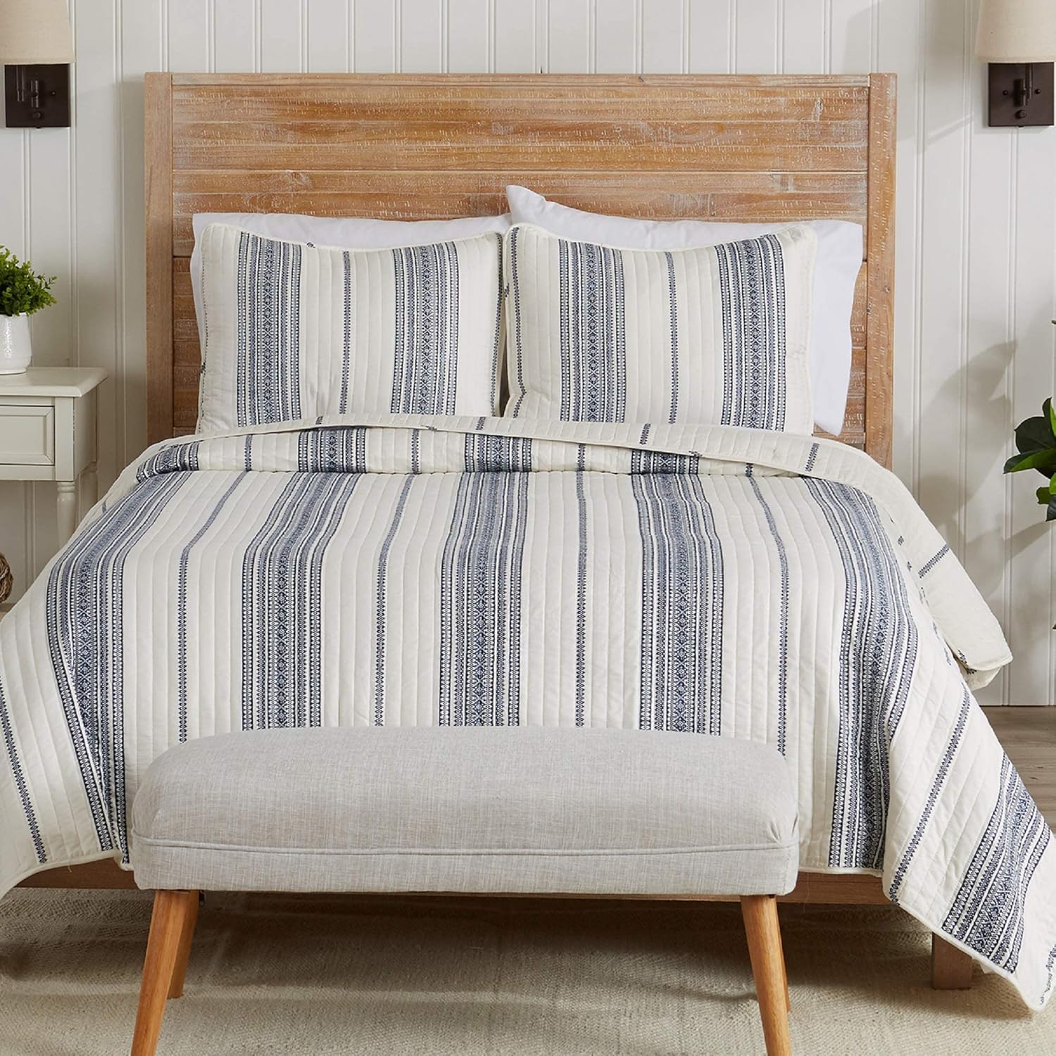 Great Bay Home Bedding Set, 2 Piece Reversible Lightweight