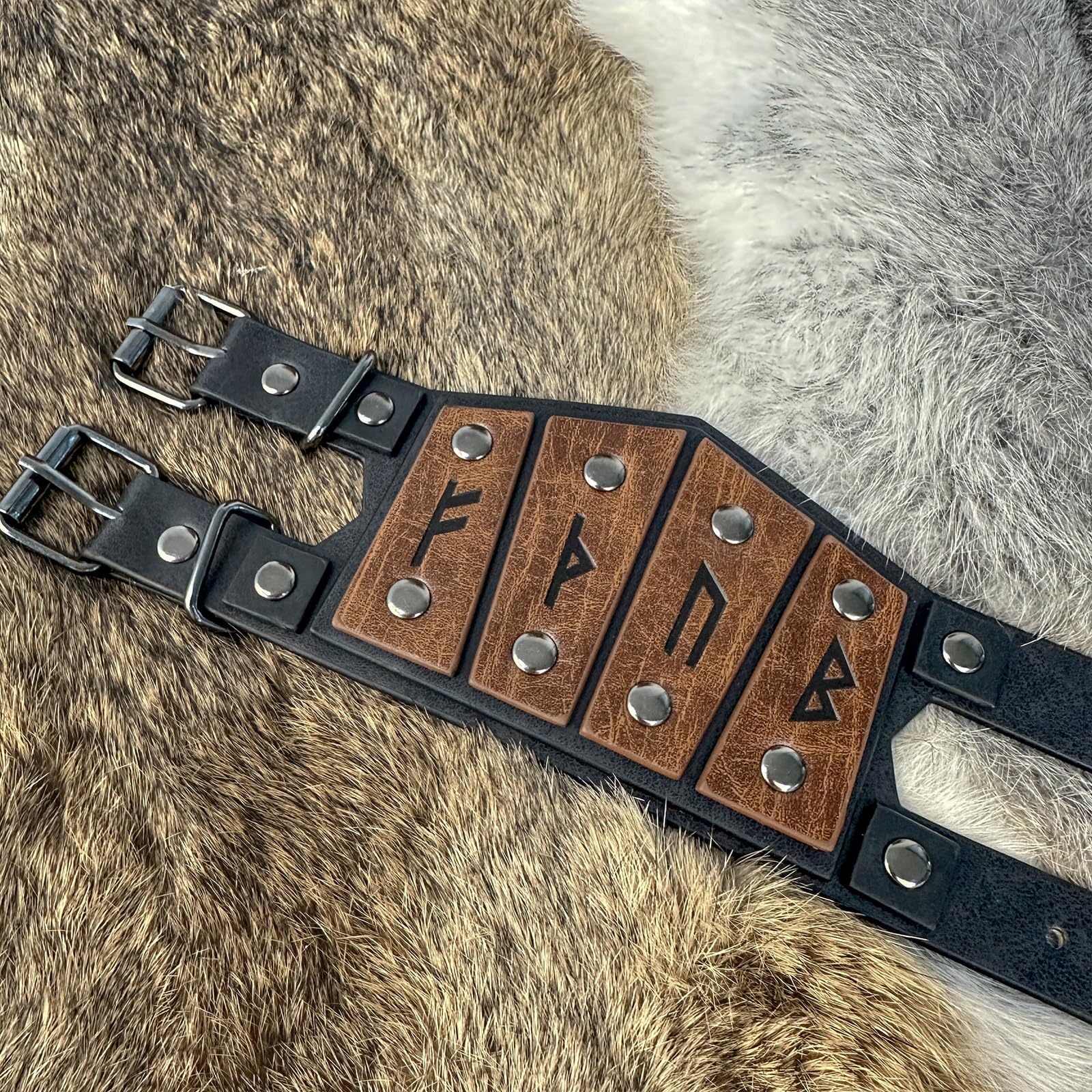 HiiFeuer Pulsera Viking Runes de piel sintética,Muñequera retro nórdica, Pulsera brazalete nórdica con cierre de hebilla